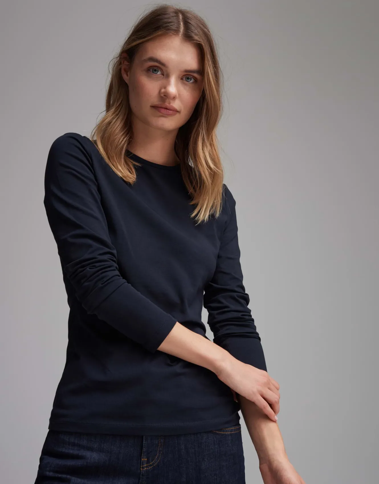 basicshirt_smilla_blau_online_bestellen_1-2.webp OPUS Basicshirt Smilla Blau Online Bestellen^Damen Basics | Shirts