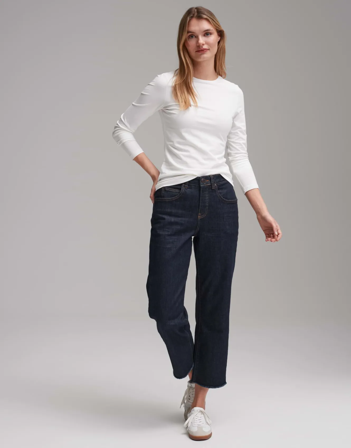 basicshirt_smilla_wei_online_bestellen_0.webp OPUS Basicshirt Smilla Weiß Online Bestellen^Damen Basics | Shirts
