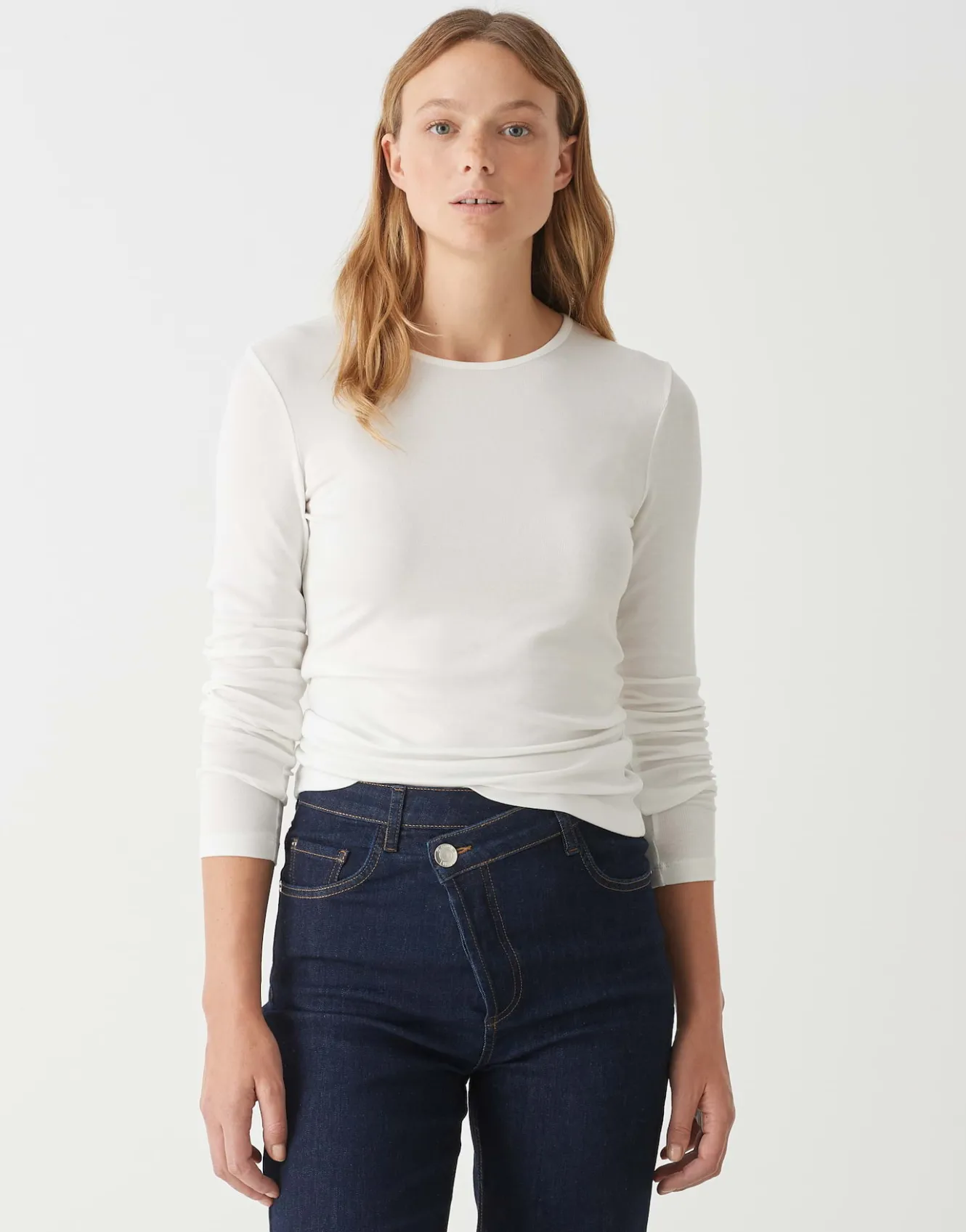 basicshirt_sogeti_wei_online_bestellen_1.webp OPUS Basicshirt Sogeti Weiß Online Bestellen^Damen Shirts