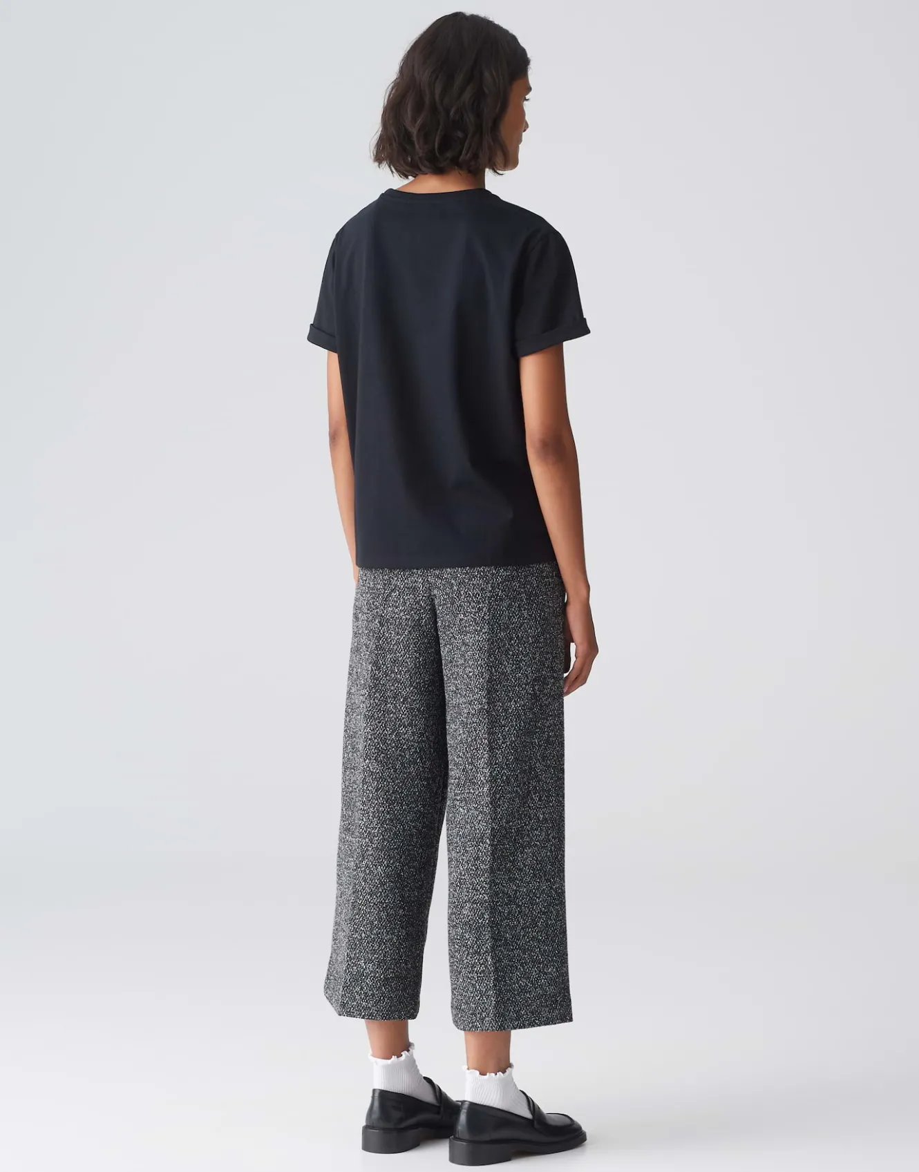 basicshirt_sonzi_schwarz_online_bestellen_2.webp OPUS Basicshirt Sonzi Schwarz Online Bestellen^Damen Basics | Shirts