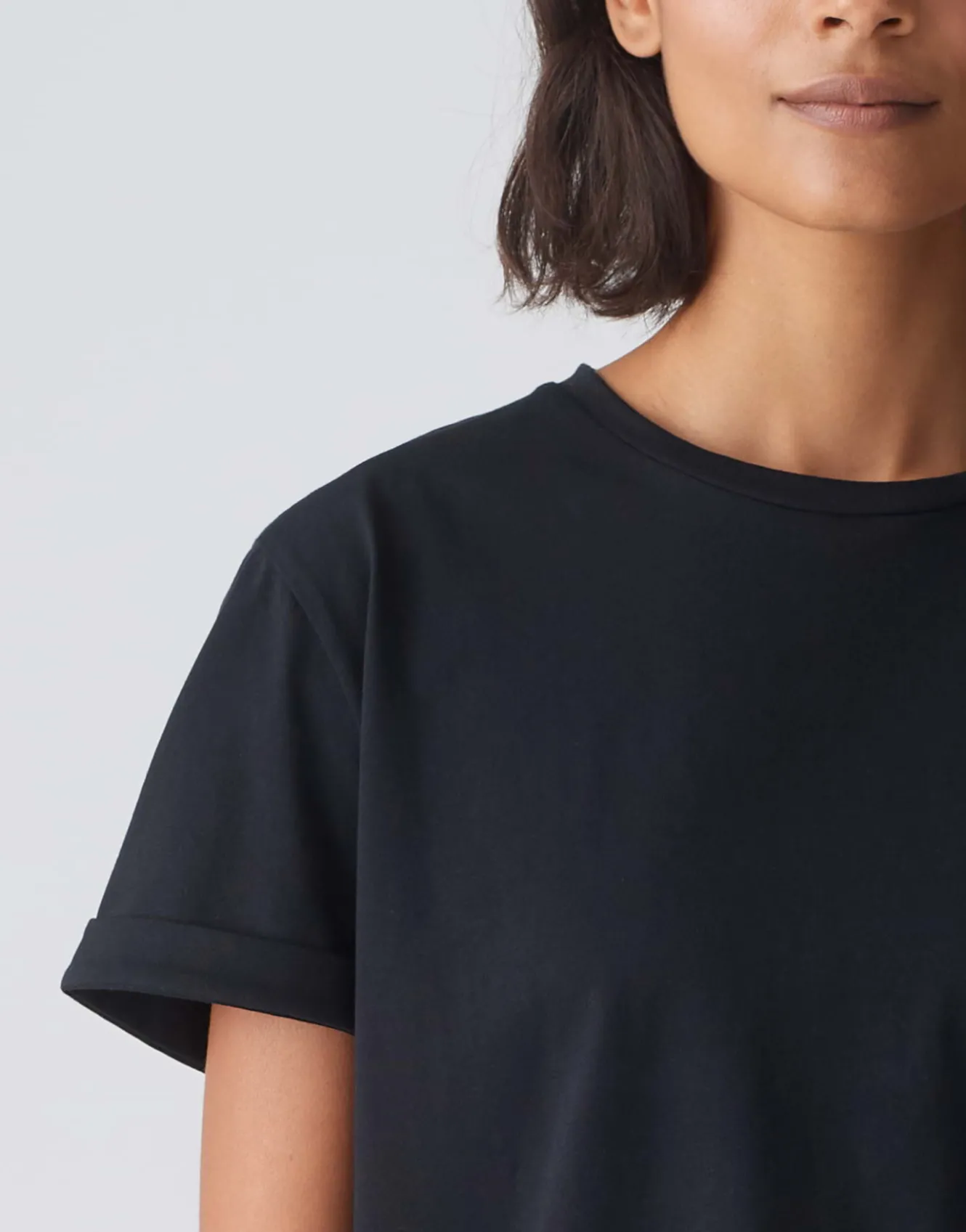 basicshirt_sonzi_schwarz_online_bestellen_4.webp OPUS Basicshirt Sonzi Schwarz Online Bestellen^Damen Basics | Shirts