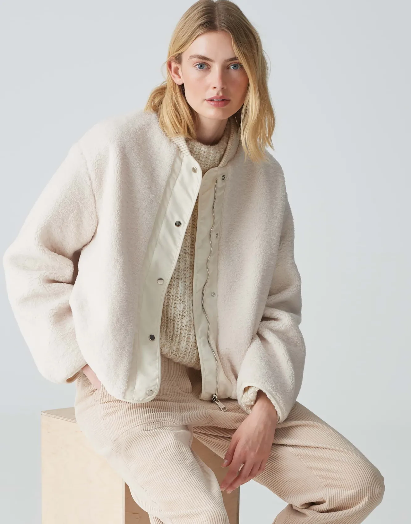 blouson_helda_wei_online_bestellen_10.webp OPUS Blouson Helda Weiß Online Bestellen^Damen Jacken / Mäntel