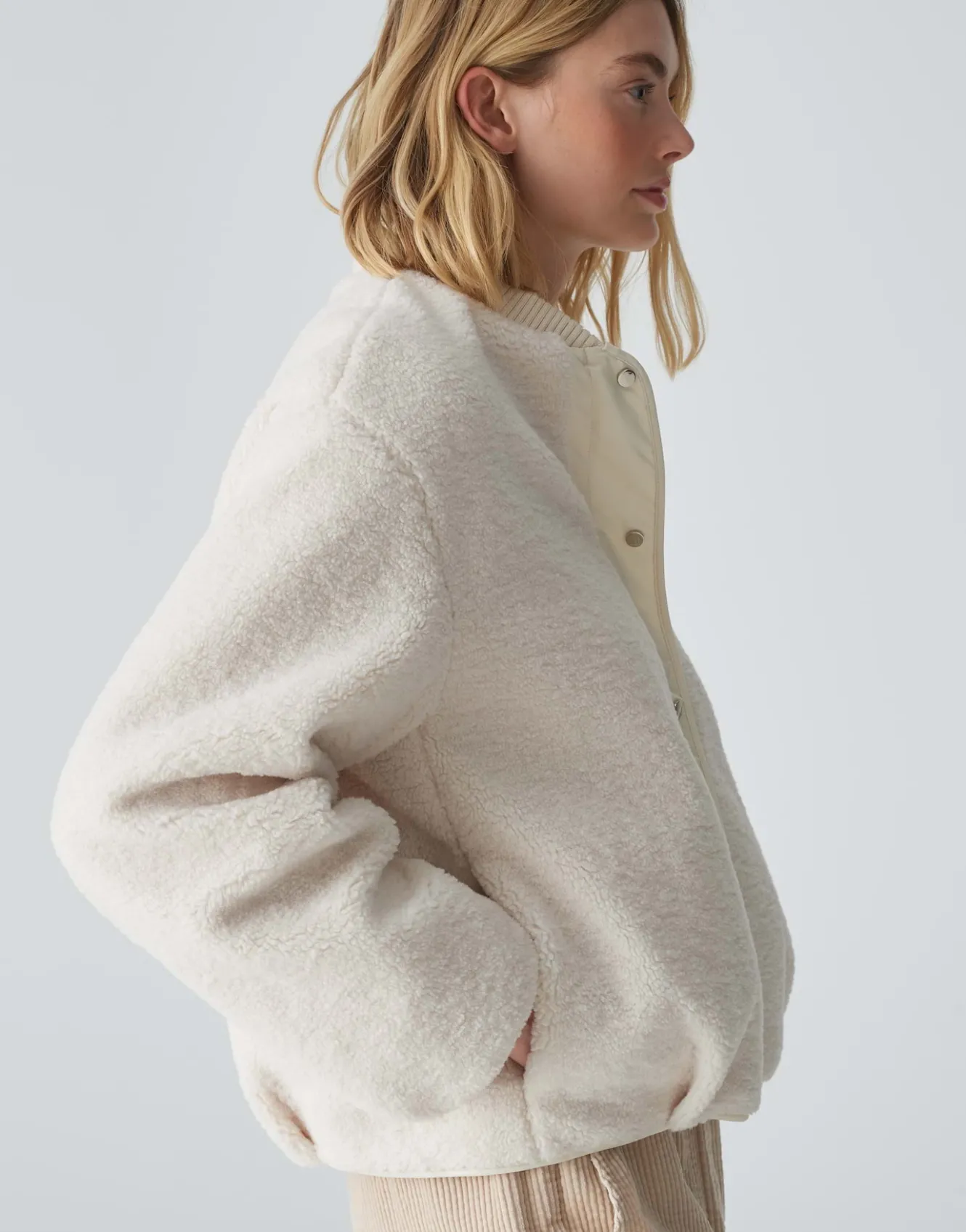 blouson_helda_wei_online_bestellen_3.webp OPUS Blouson Helda Weiß Online Bestellen^Damen Jacken / Mäntel