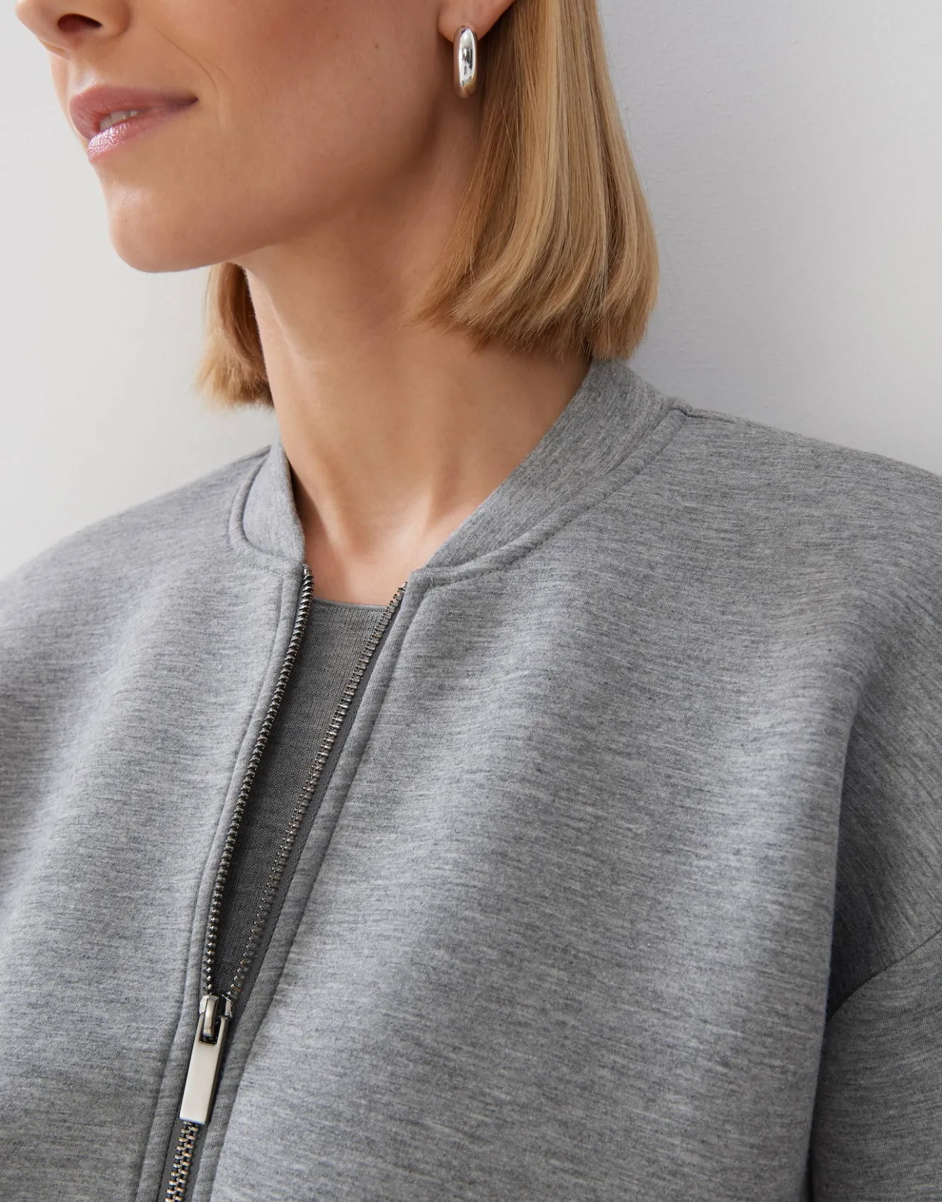 blouson_ukuya_grau_online_bestellen_4.webp OPUS Blouson Ukuya Grau Online Bestellen^Damen Jacken / Mäntel | Sweat