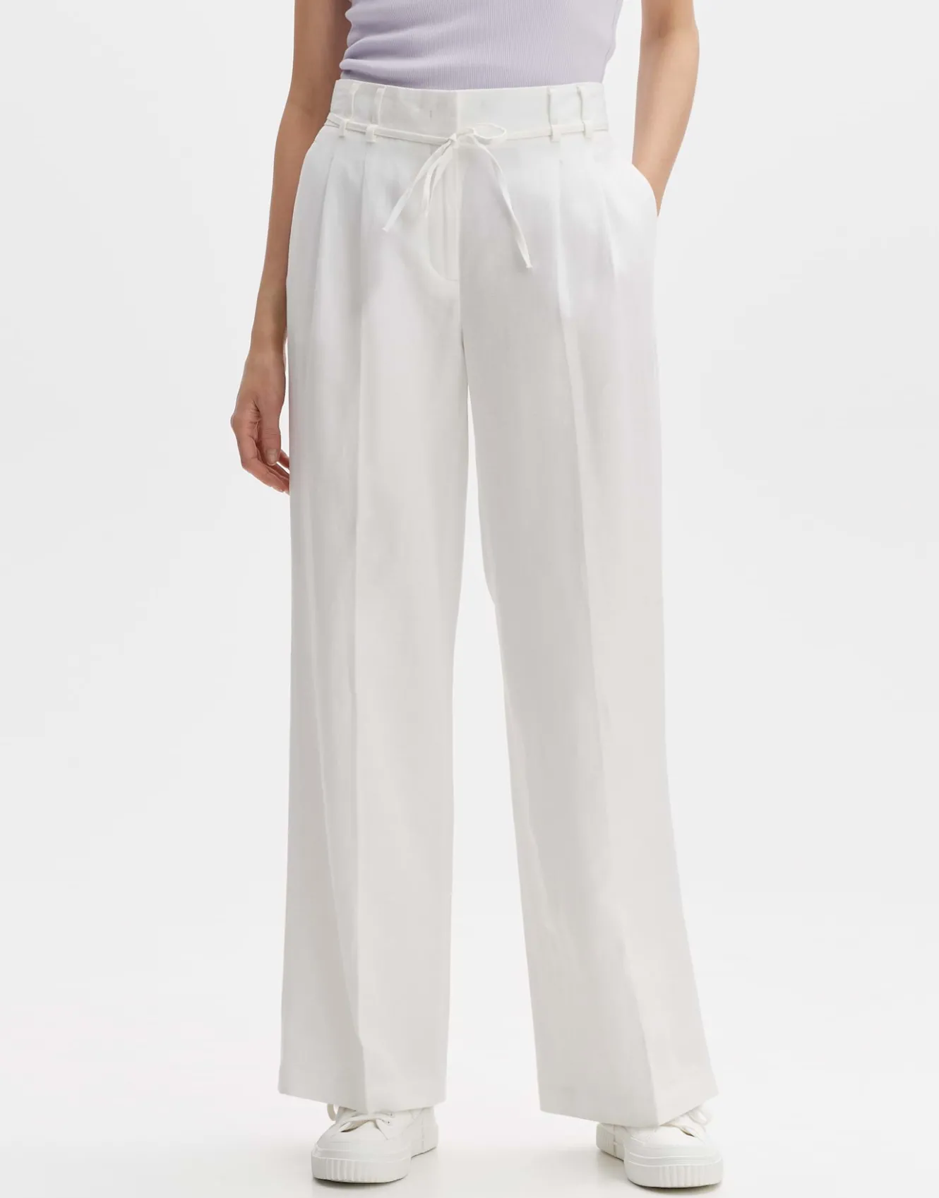 bundfaltenhose_milis_breeze_wei_online_bestellen_1.webp OPUS Bundfaltenhose Milis Breeze Weiß Online Bestellen^Damen Hosen
