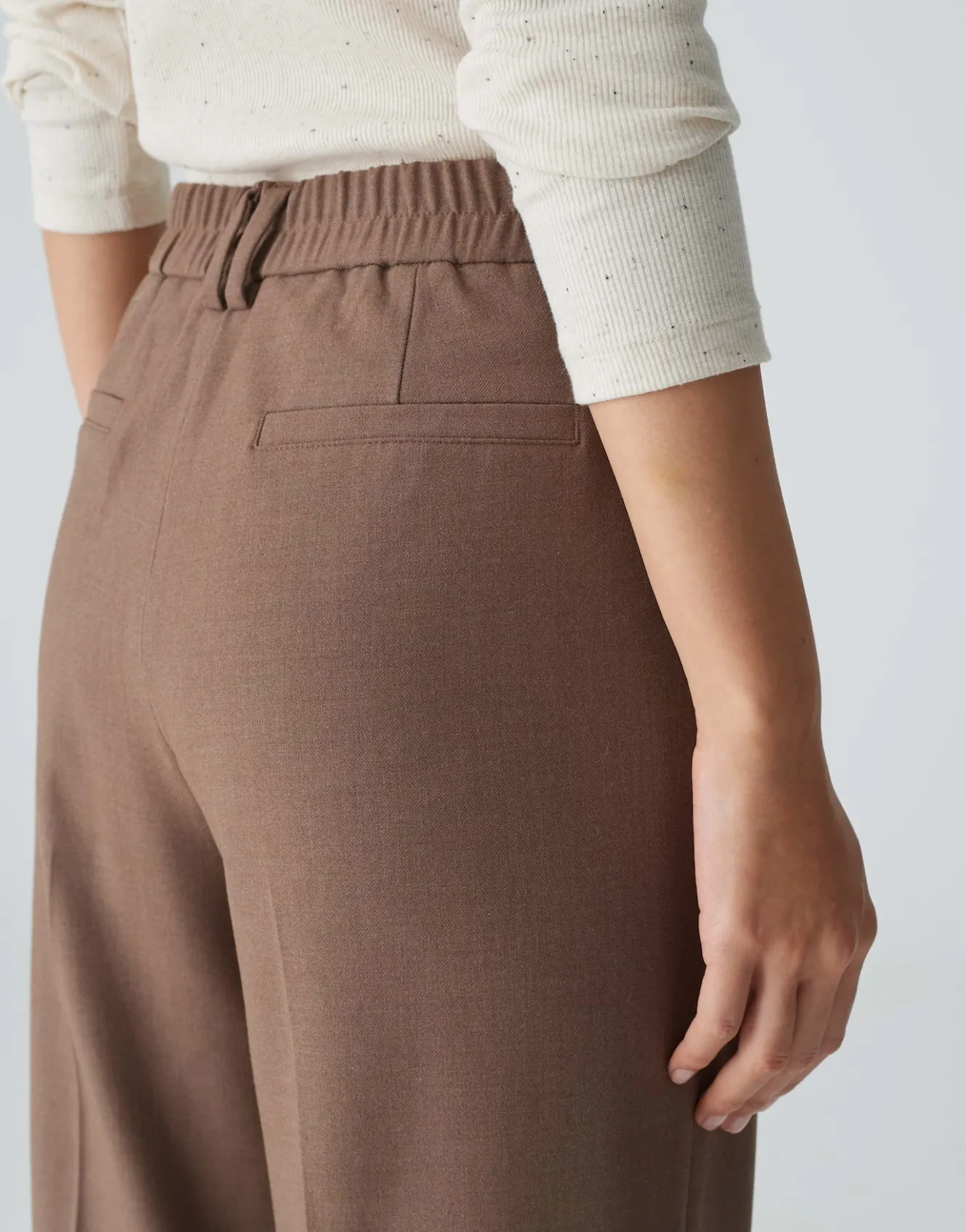 bundfaltenhose_morina_braun_online_bestellen_4.webp OPUS Bundfaltenhose Morina Braun Online Bestellen^Damen Hosen