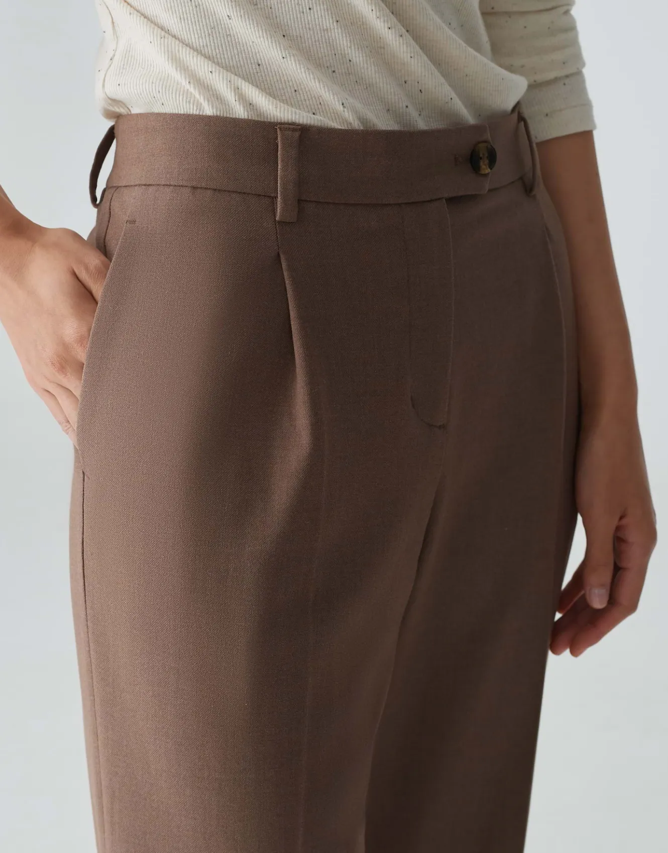 bundfaltenhose_morina_braun_online_bestellen_5.webp OPUS Bundfaltenhose Morina Braun Online Bestellen^Damen Hosen