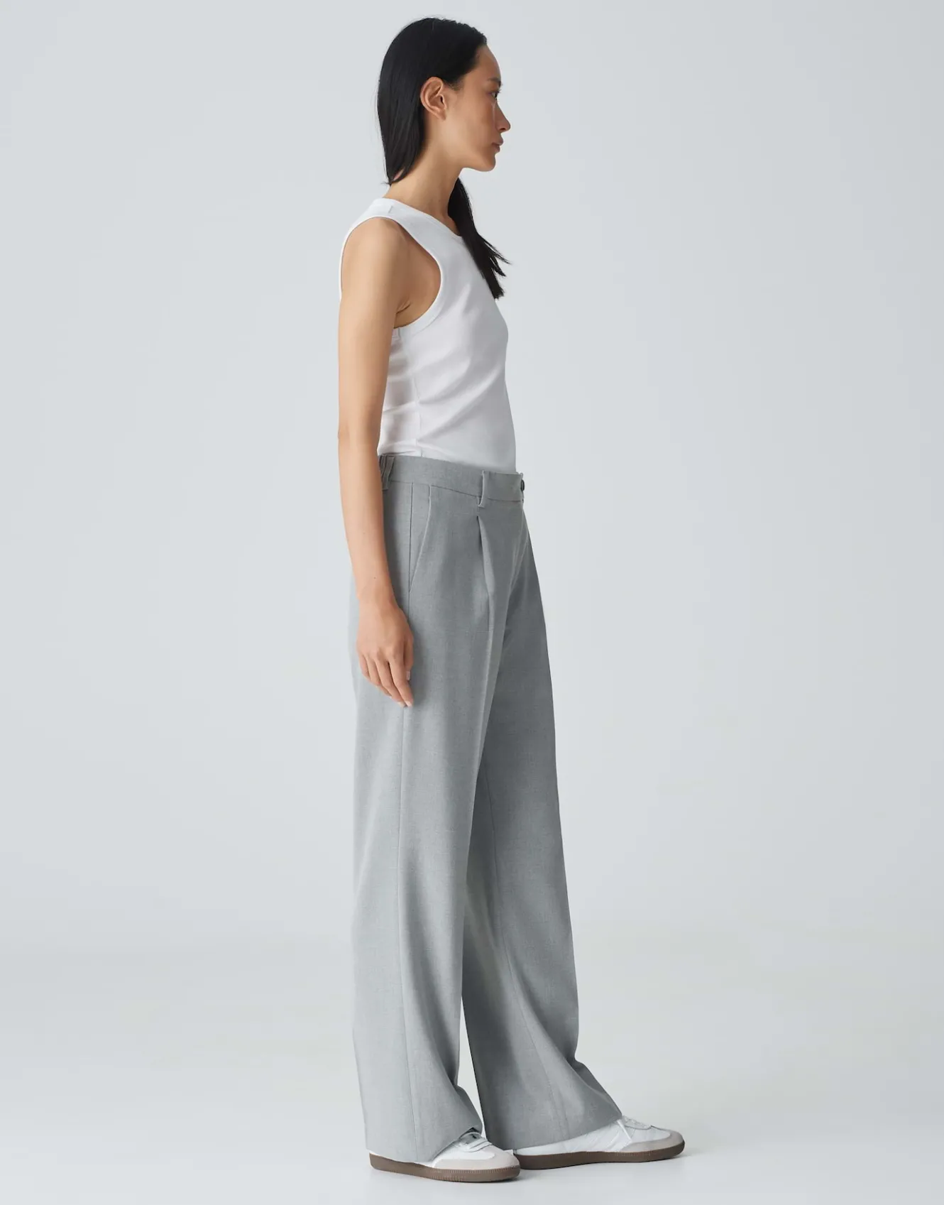 bundfaltenhose_morina_grau_online_bestellen_3.webp OPUS Bundfaltenhose Morina Grau Online Bestellen^Damen Hosen