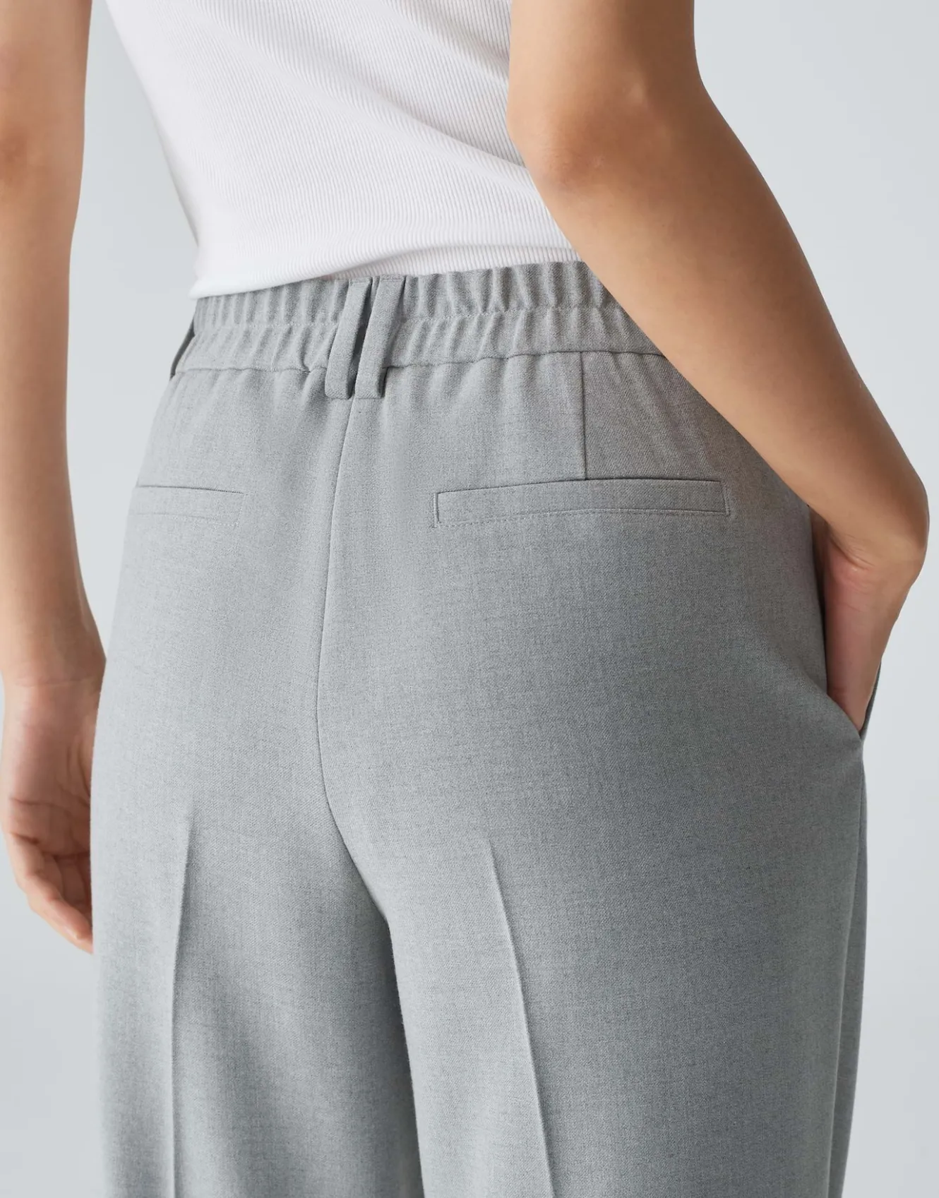 bundfaltenhose_morina_grau_online_bestellen_4.webp OPUS Bundfaltenhose Morina Grau Online Bestellen^Damen Hosen