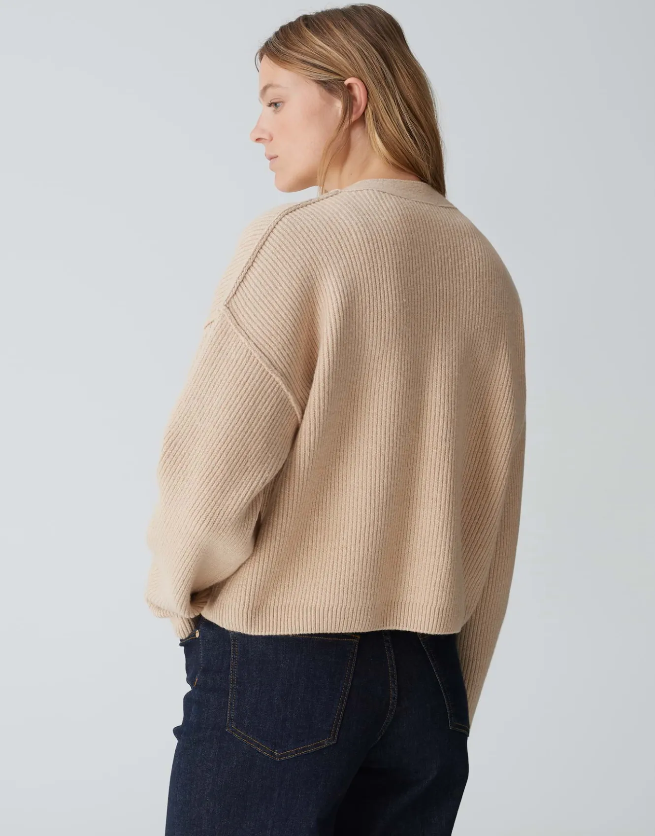 cardigan_dautuma_beige_online_bestellen_2.webp OPUS Cardigan Dautuma Beige Online Bestellen^Damen Strick