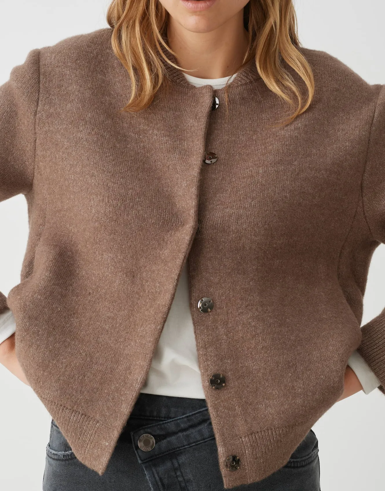 cardigan_domba_braun_online_bestellen_4.webp OPUS Cardigan Domba Braun Online Bestellen^Damen Strick