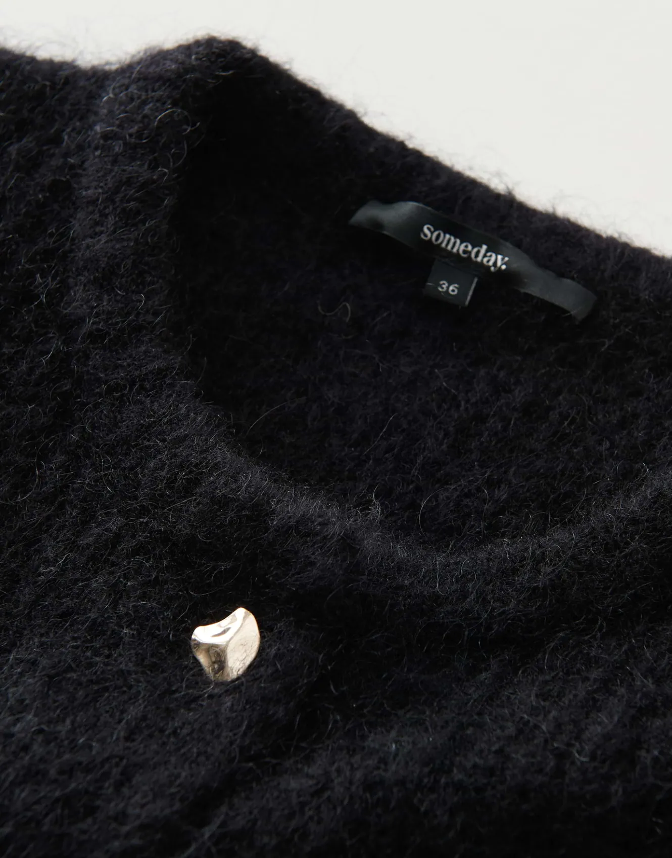 cardigan_tinara_detail_schwarz_online_bestellen_7.webp OPUS Cardigan Tinara Detail Schwarz Online Bestellen^Damen Strick