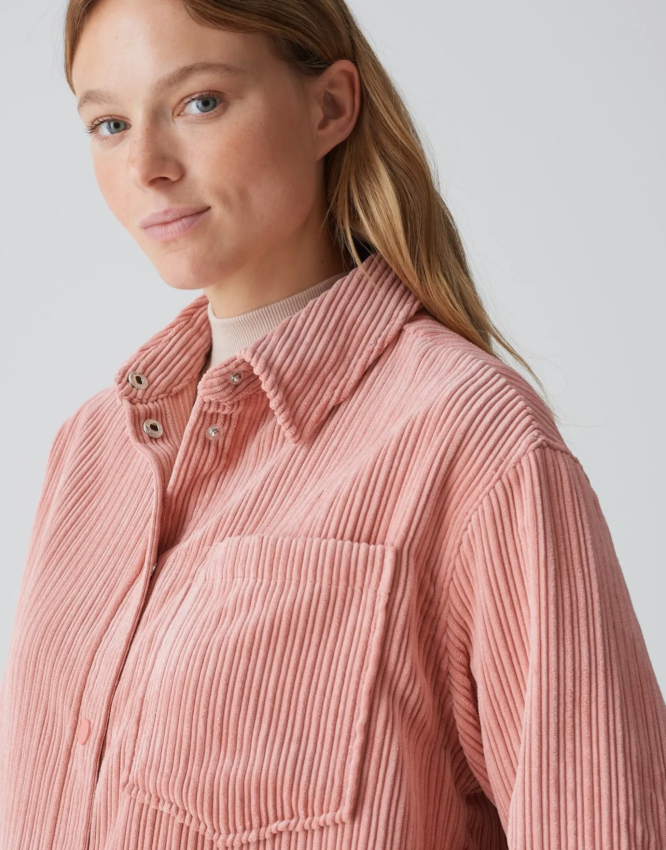 cordbluse_fanki_ros_online_bestellen_4.webp OPUS Cordbluse Fanki Rosé Online Bestellen^Damen Blusen