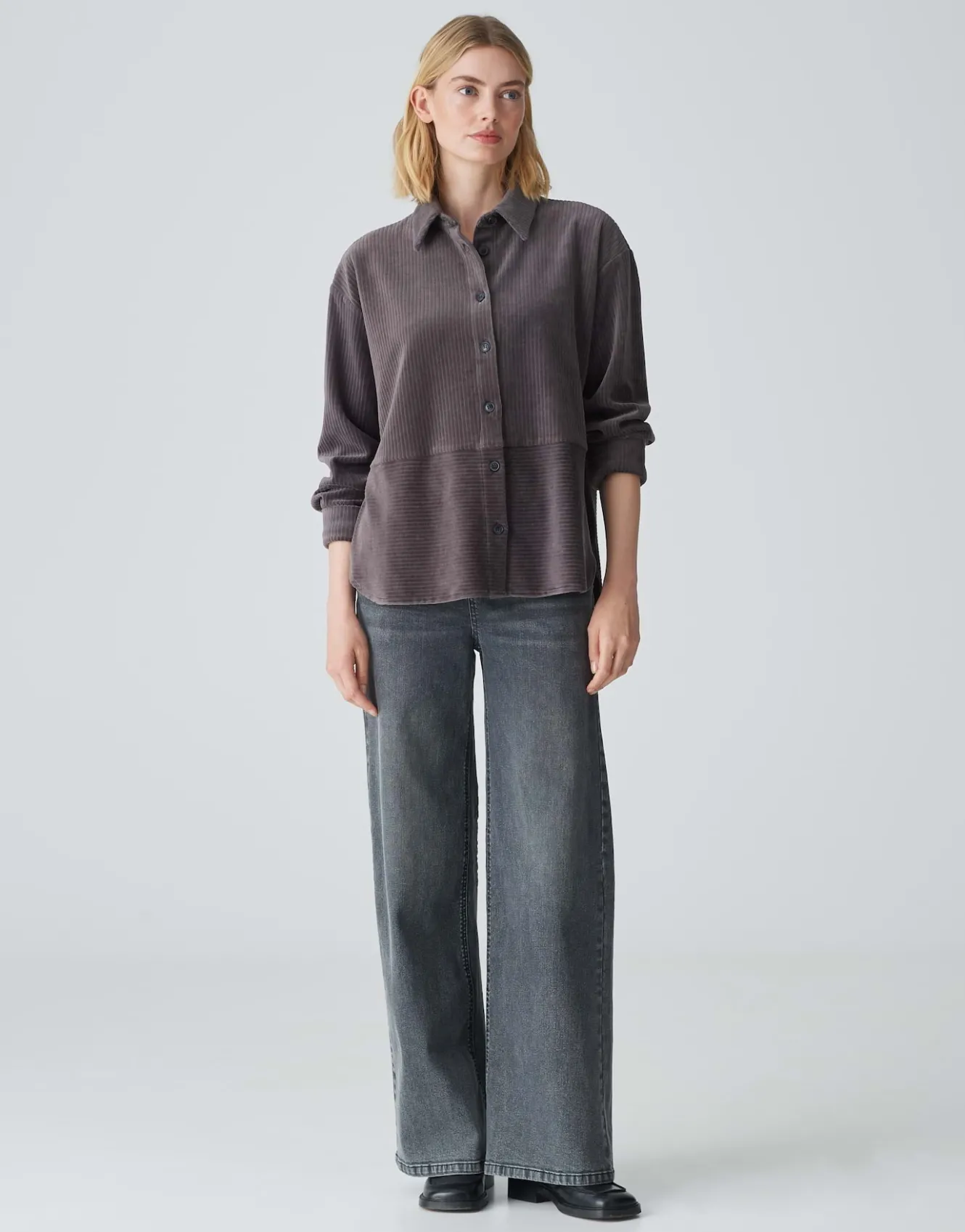cordbluse_flevo_grau_online_bestellen_0.webp OPUS Cordbluse Flevo Grau Online Bestellen^Damen Blusen