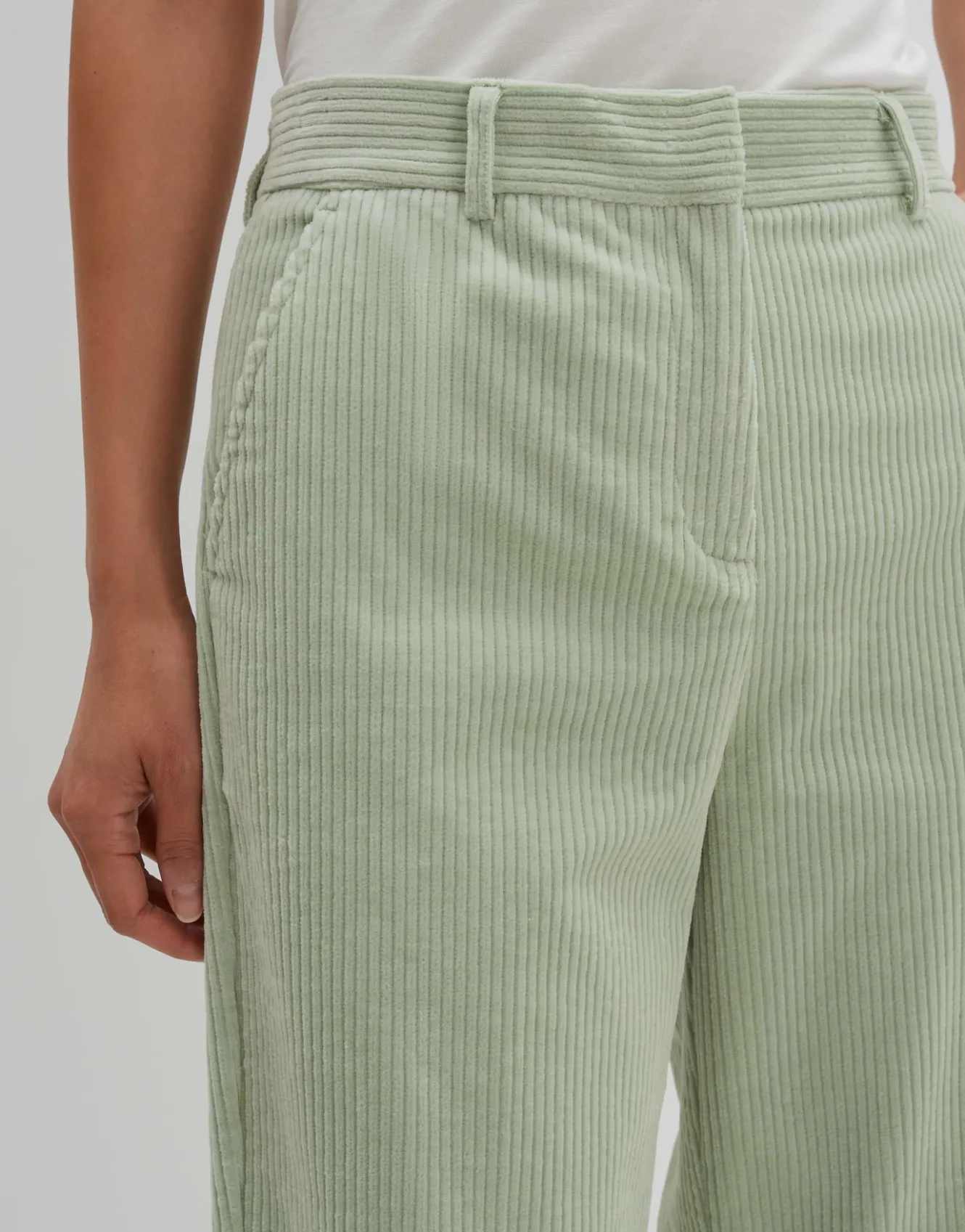 cordhose_cisilia_corduroy_grn_online_bestellen_4.webp OPUS Cordhose Cisilia Corduroy Grün Online Bestellen^Damen Hosen