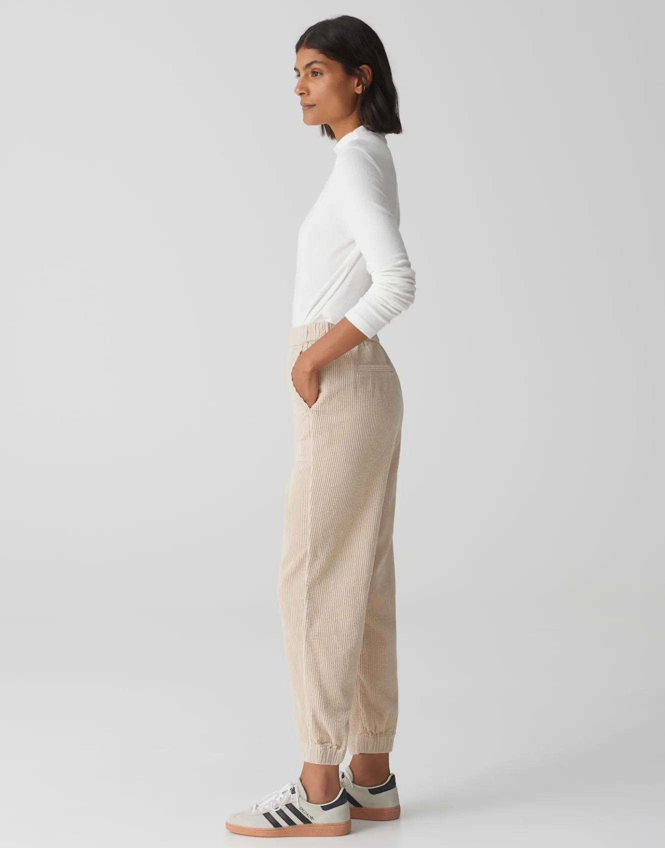 cordhose_myha_corduroy_beige_online_bestellen_3.webp OPUS Cordhose Myha Corduroy Beige Online Bestellen^Damen Hosen
