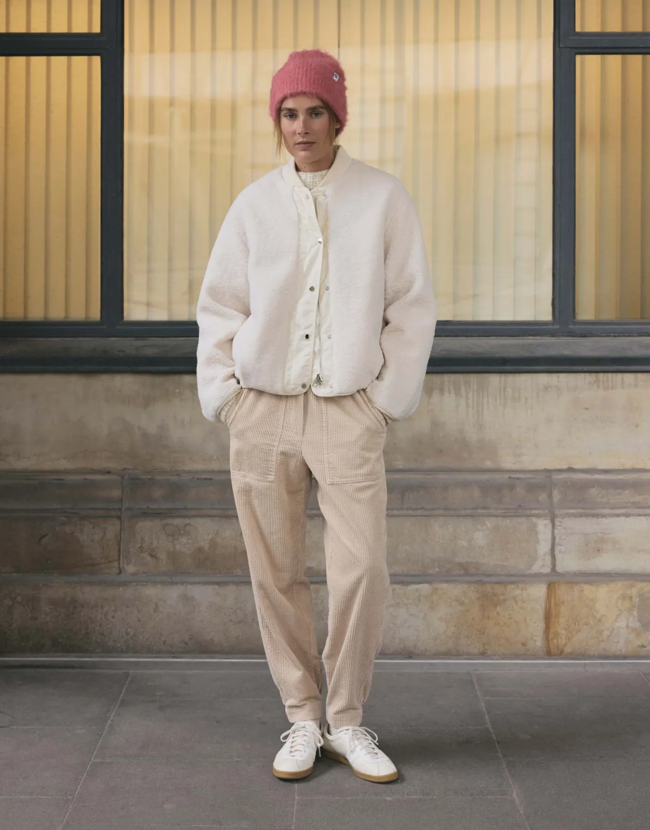 cordhose_myha_corduroy_beige_online_bestellen_9.webp OPUS Cordhose Myha Corduroy Beige Online Bestellen^Damen Hosen