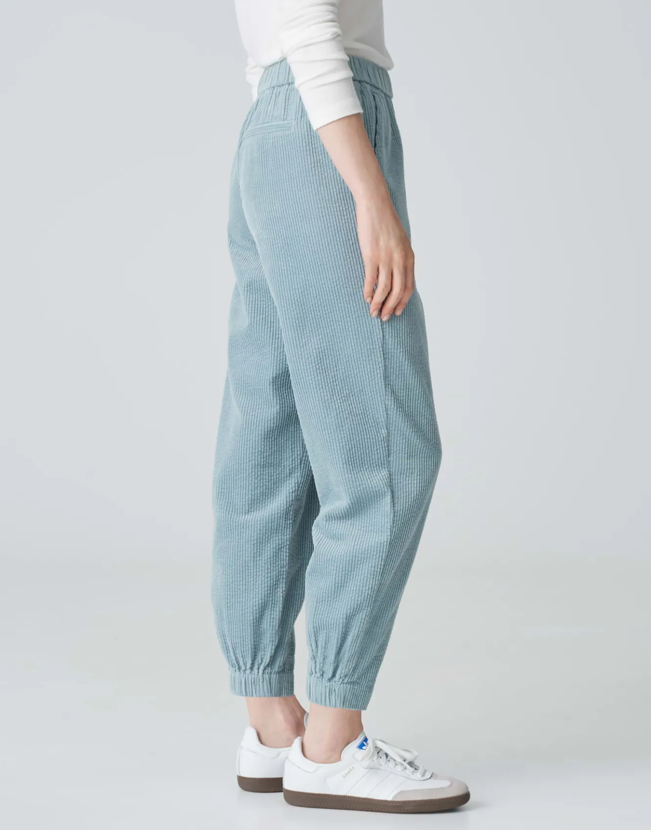 cordhose_myha_corduroy_blau_online_bestellen_3.webp OPUS Cordhose Myha Corduroy Blau Online Bestellen^Damen Hosen