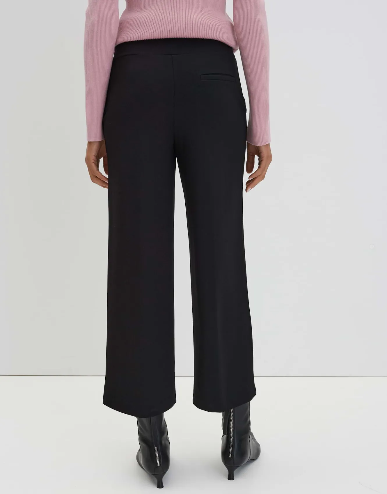 culotte_curilo_modern_schwarz_online_bestellen_2.webp OPUS Culotte Curilo Modern Schwarz Online Bestellen^Damen Hosen