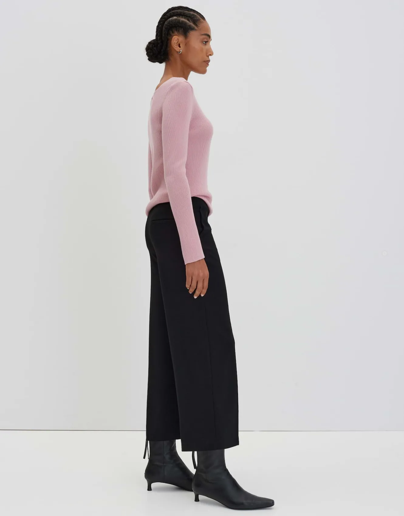 culotte_curilo_modern_schwarz_online_bestellen_3.webp OPUS Culotte Curilo Modern Schwarz Online Bestellen^Damen Hosen