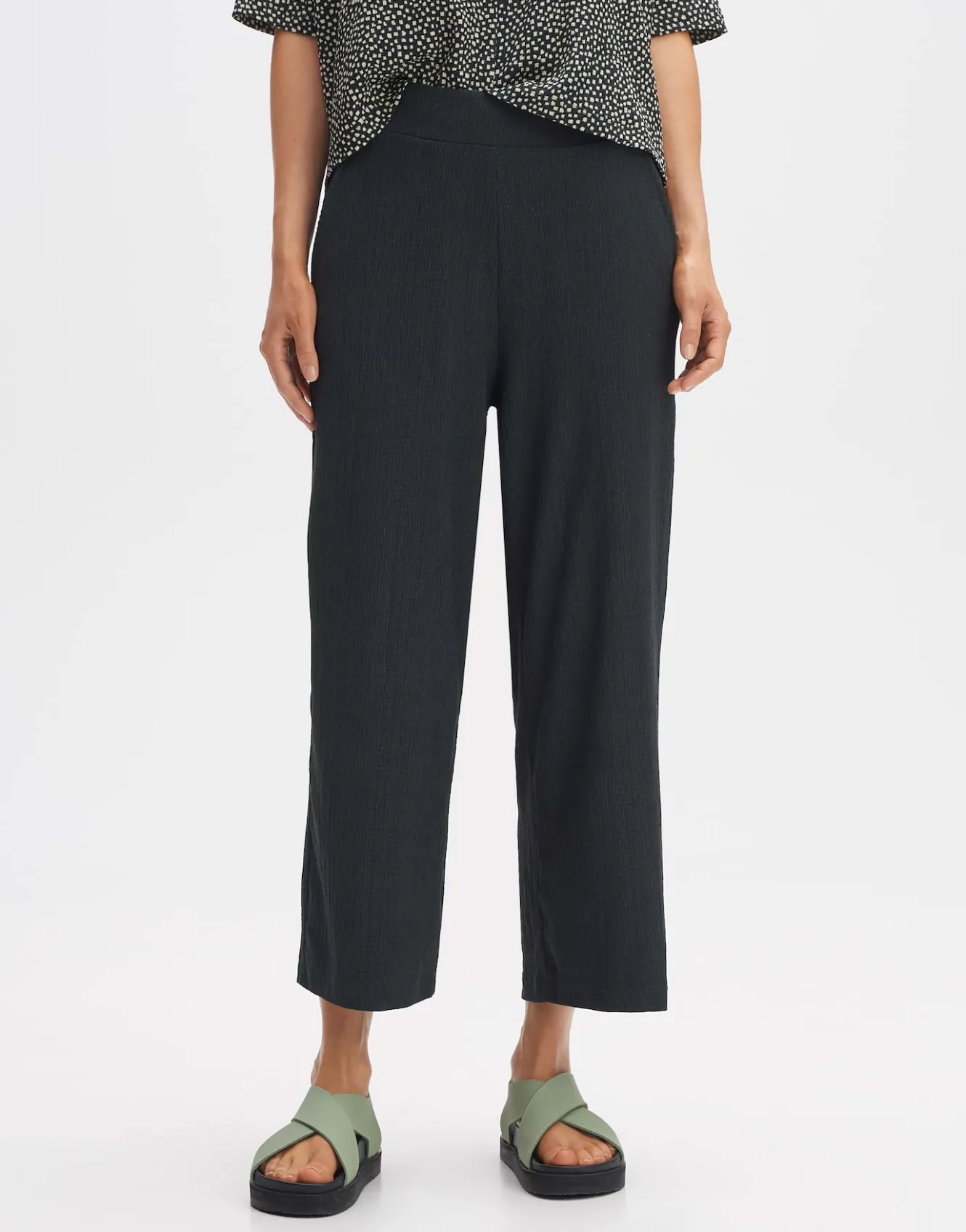 culotte_meltiko_grn_online_bestellen_1.webp OPUS Culotte Meltiko Grün Online Bestellen^Damen Hosen