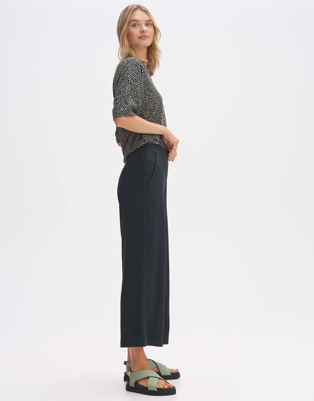 culotte_meltiko_grn_online_bestellen_3.webp OPUS Culotte Meltiko Grün Online Bestellen^Damen Hosen