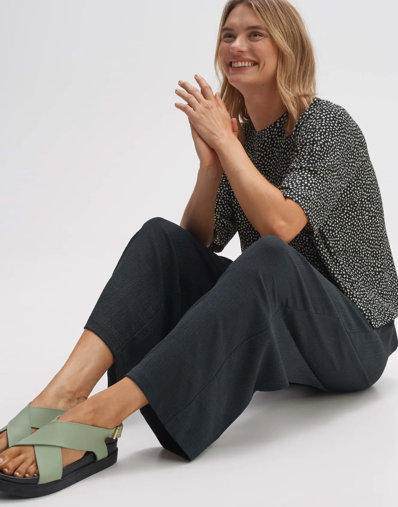 culotte_meltiko_grn_online_bestellen_8.webp OPUS Culotte Meltiko Grün Online Bestellen^Damen Hosen
