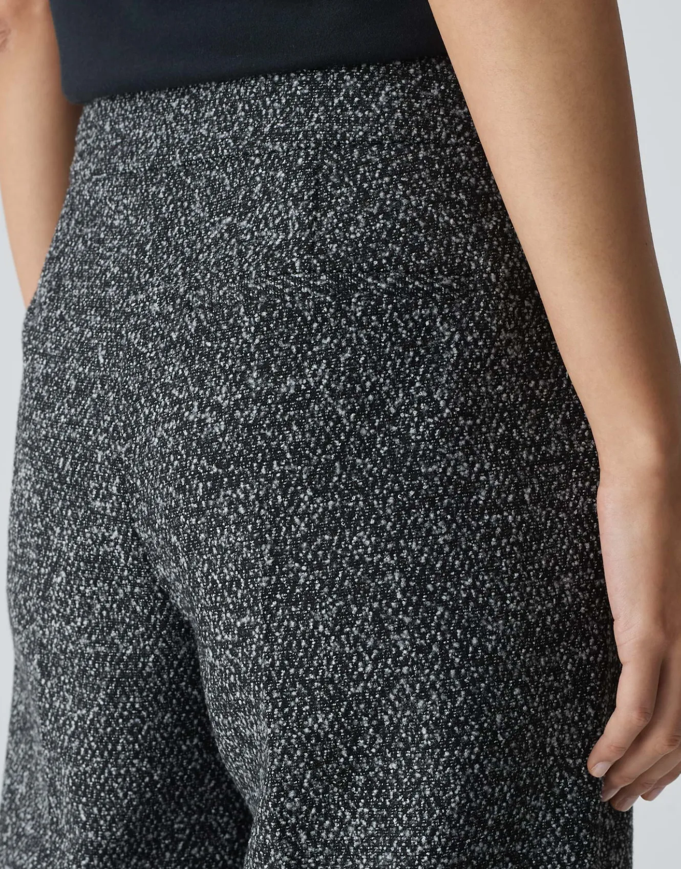 culotte_misha_boucle_schwarz_online_bestellen_4.webp OPUS Culotte Misha Boucle Schwarz Online Bestellen^Damen Hosen