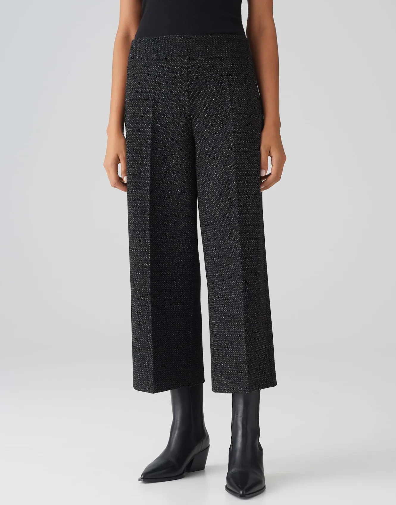 culotte_misha_festive_schwarz_online_bestellen_1.webp OPUS Culotte Misha Festive Schwarz Online Bestellen^Damen Hosen