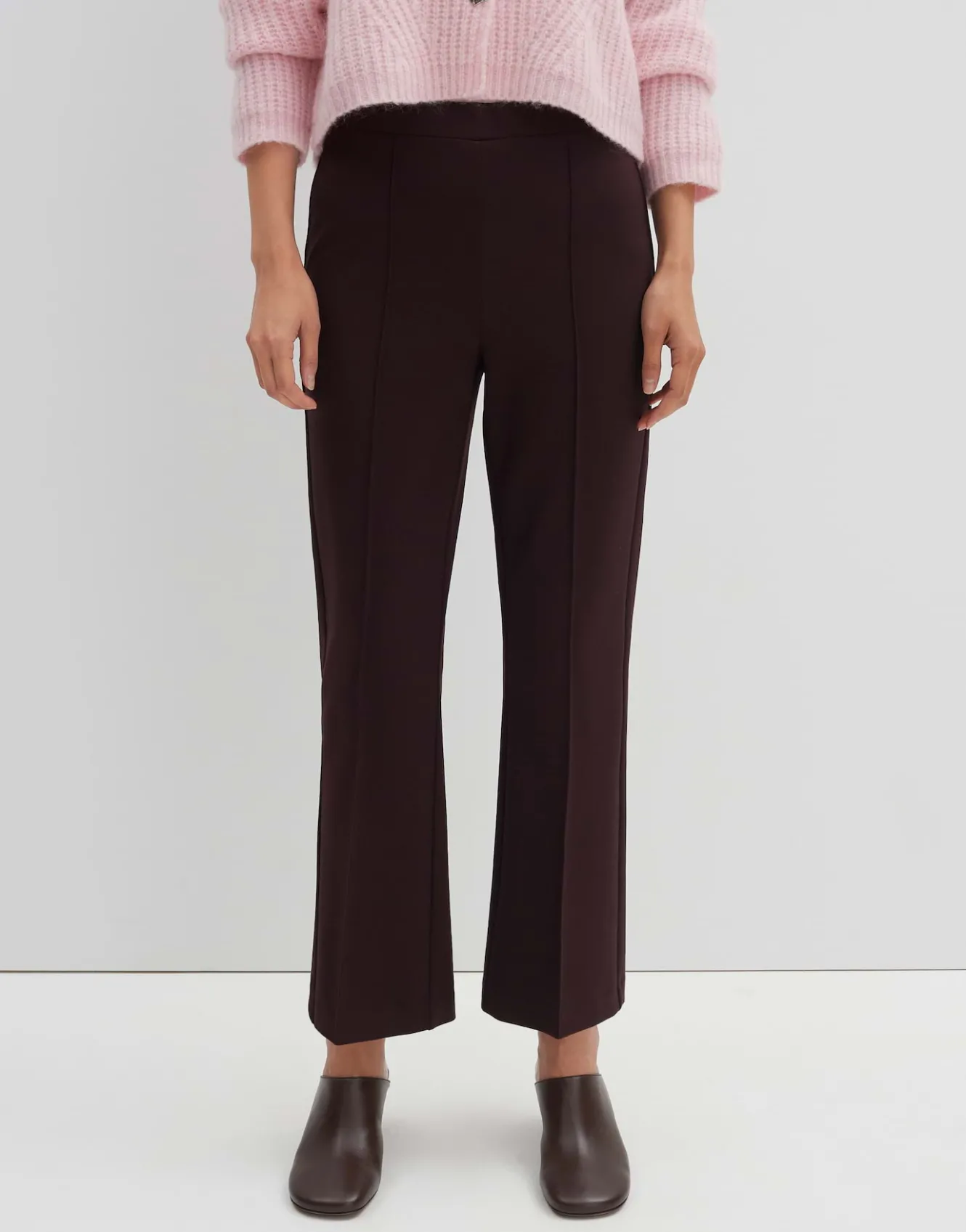 flared_pants_curinna_detail_rot_online_bestellen_1.webp OPUS Flared Pants Curinna Detail Rot Online Bestellen^Damen Hosen