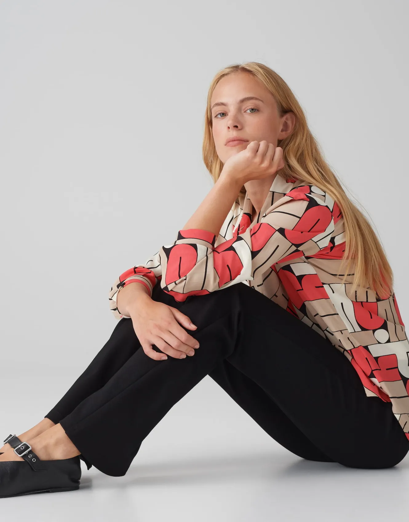 flared_pants_erja_sporty_schwarz_online_bestellen_9.webp OPUS Flared Pants Erja Sporty Schwarz Online Bestellen^Damen Hosen