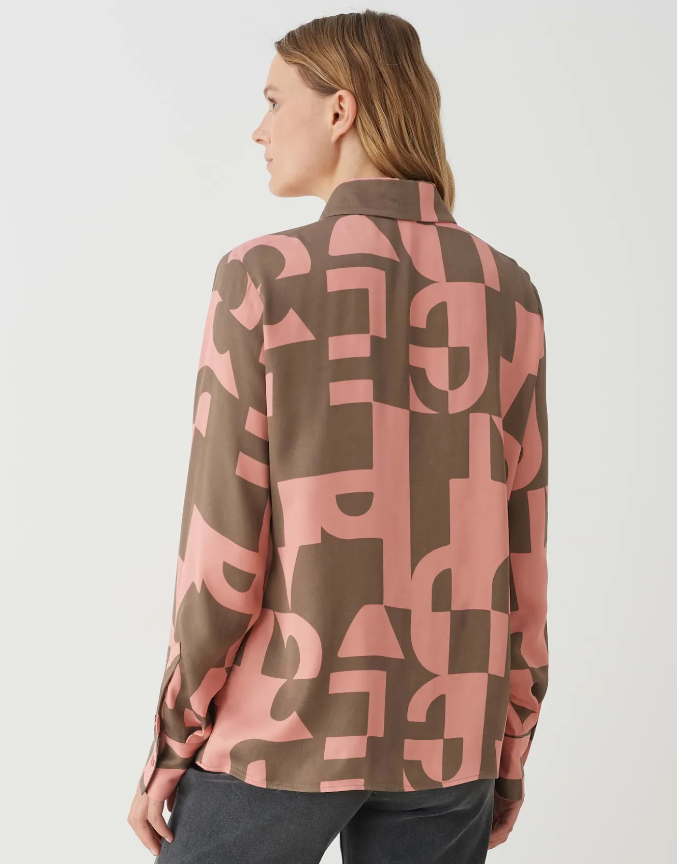 hemdbluse_falkina_bold_ros_online_bestellen_2.webp OPUS Hemdbluse Falkina Bold Rosé Online Bestellen^Damen Blusen