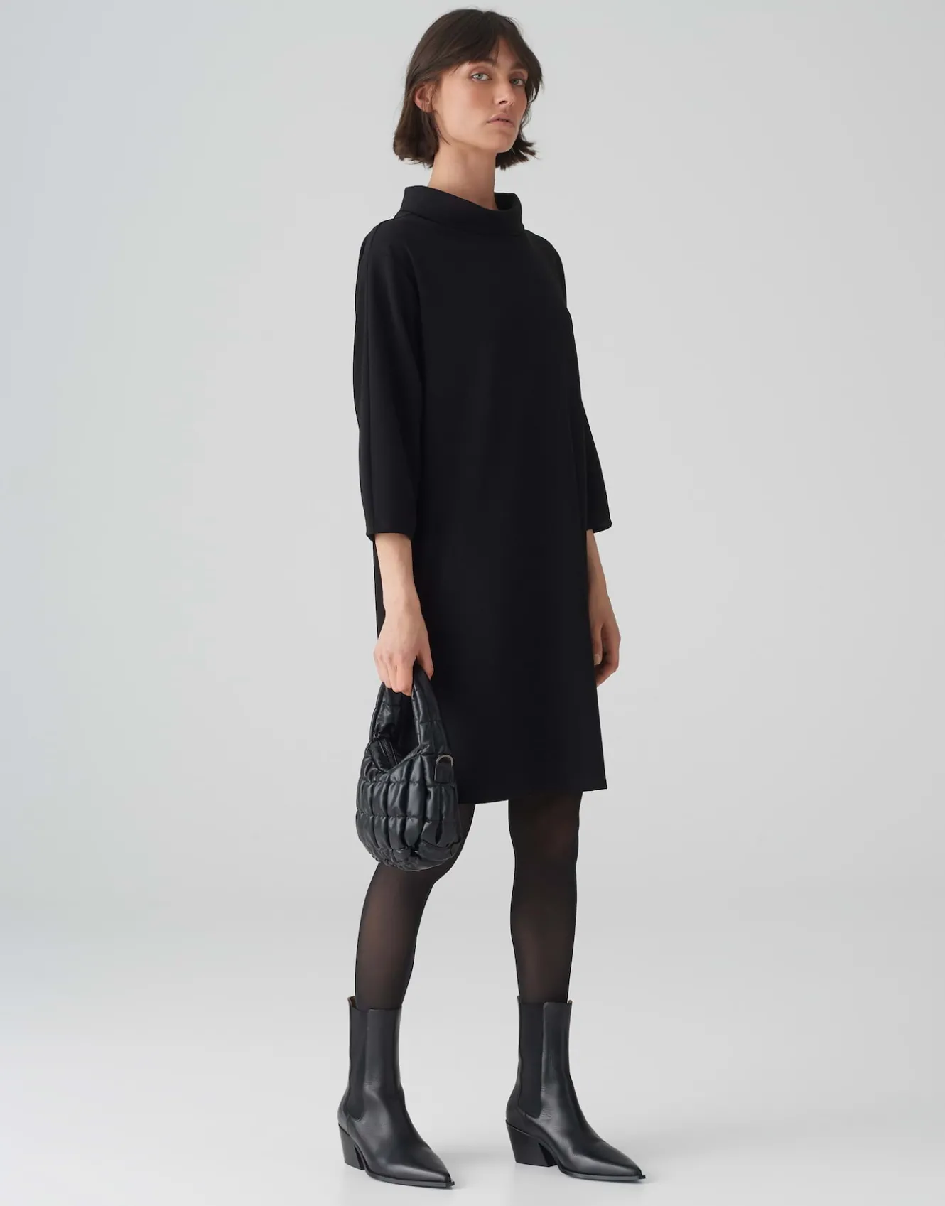 jerseykleid_wabyna_schwarz_online_bestellen_6.webp OPUS Jerseykleid Wabyna Schwarz Online Bestellen^Damen Kleider