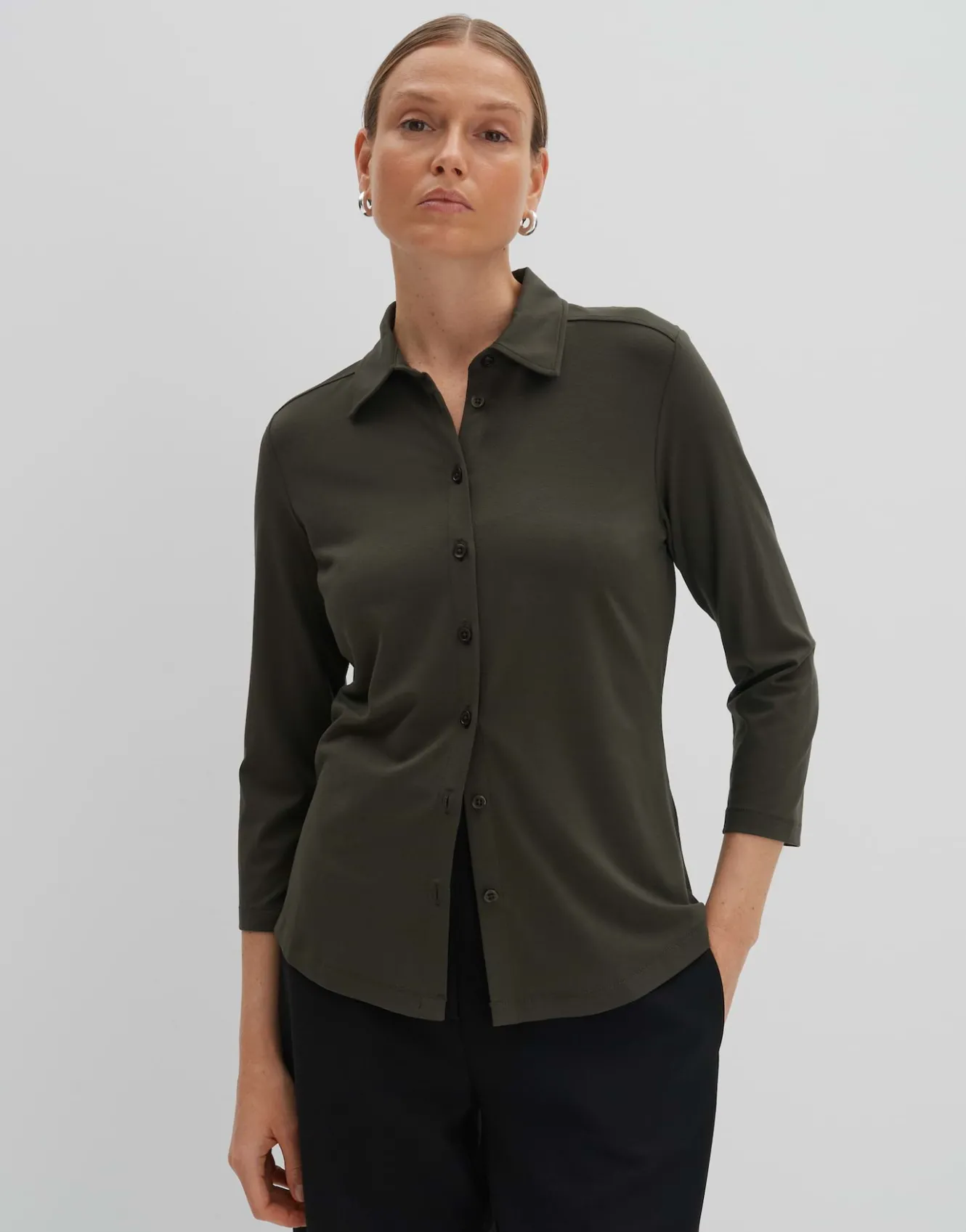 jerseyshirt_kelly_solid_grn_online_bestellen_1.webp OPUS Jerseyshirt Kelly Solid Grün Online Bestellen^Damen Shirts | Blusen