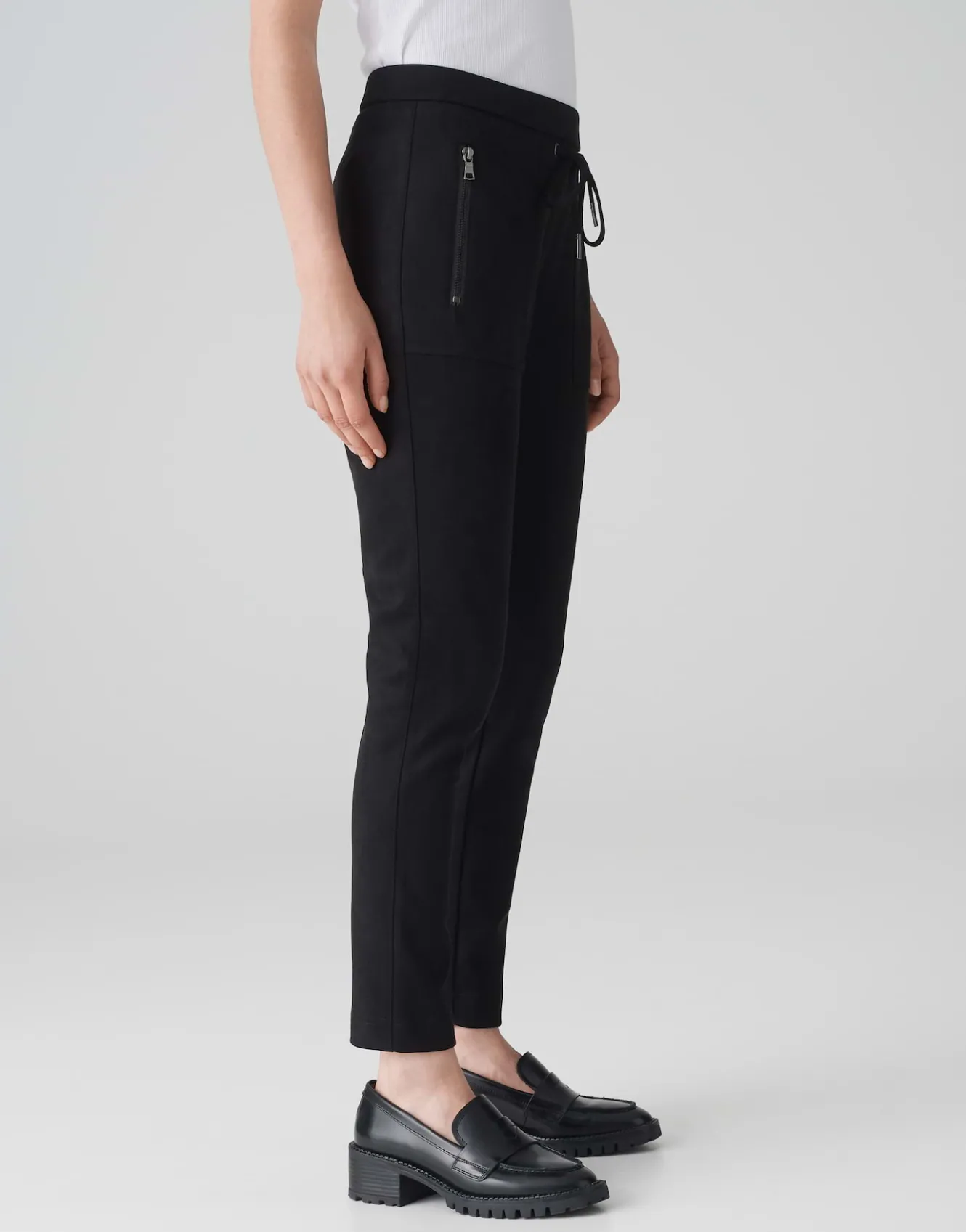 jogpants_elvina_cargo_schwarz_online_bestellen_3.webp OPUS Jogpants Elvina Cargo Schwarz Online Bestellen^Damen Hosen