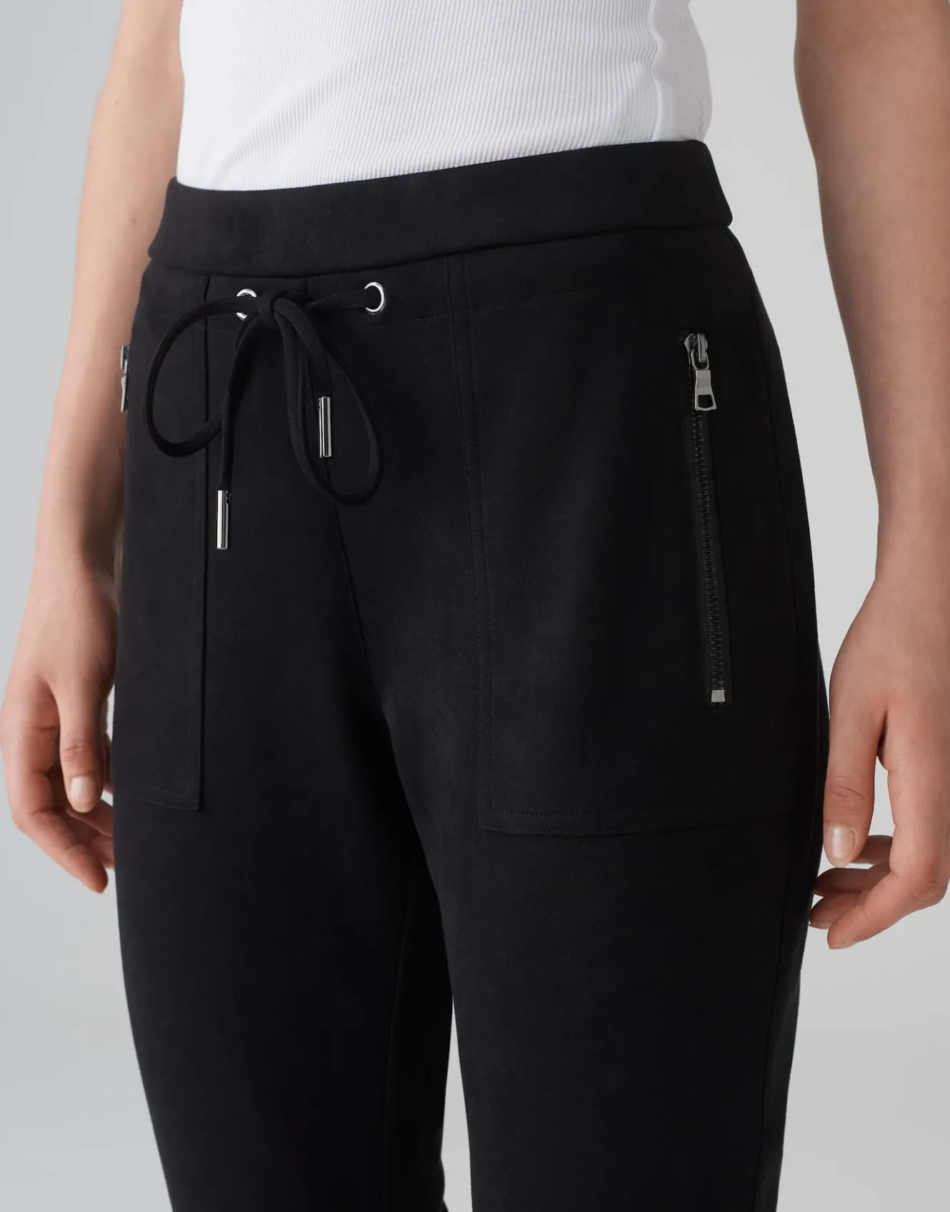jogpants_elvina_cargo_schwarz_online_bestellen_4.webp OPUS Jogpants Elvina Cargo Schwarz Online Bestellen^Damen Hosen