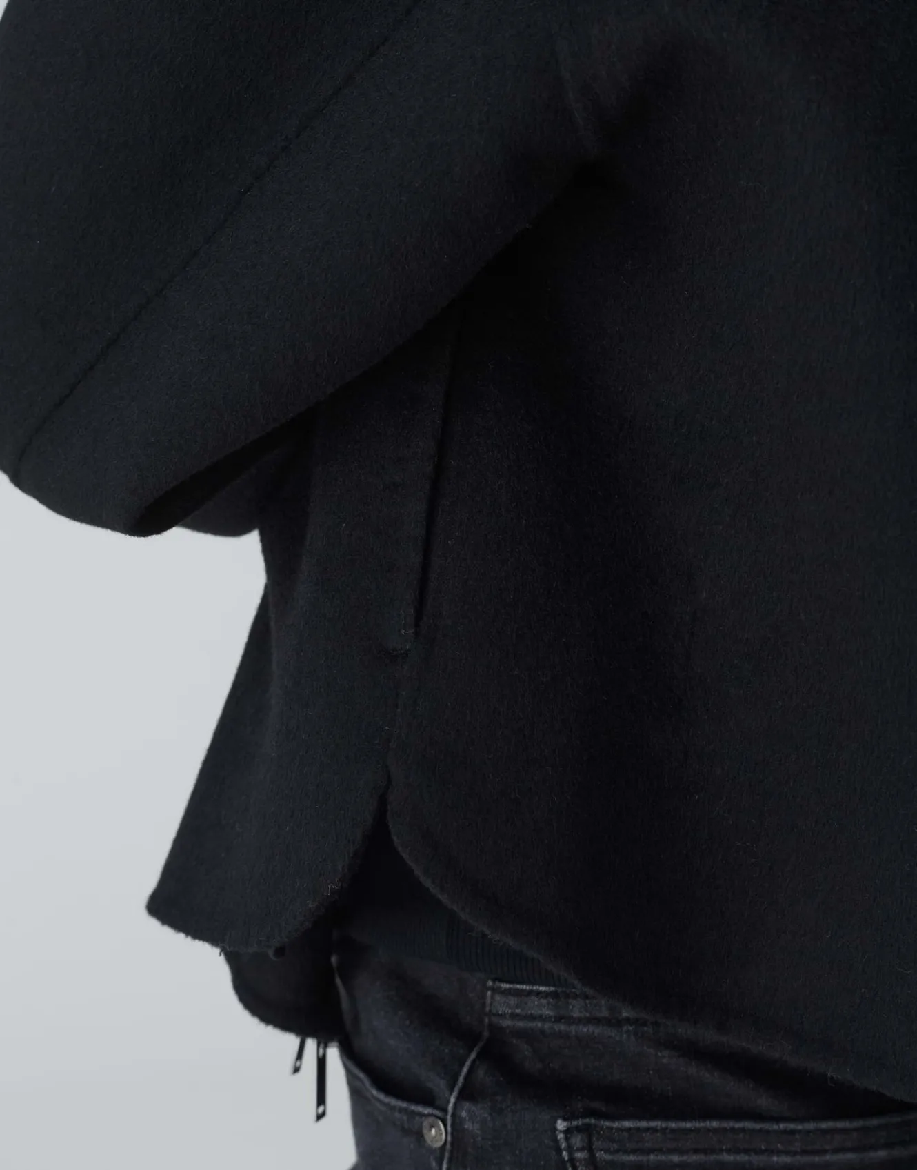 kurzjacke_helise_schwarz_online_bestellen_5.webp OPUS Kurzjacke Helise Schwarz Online Bestellen^Damen Jacken / Mäntel