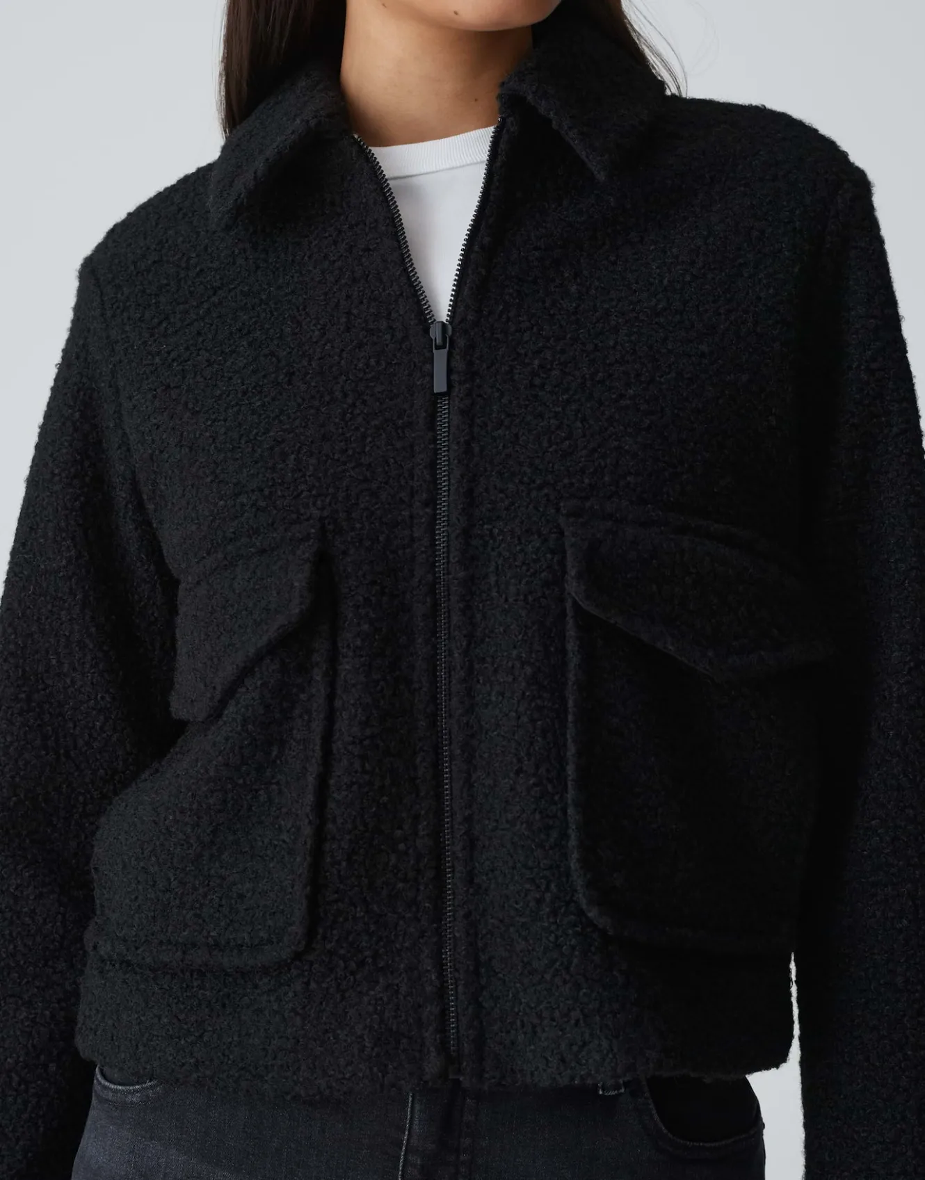 kurzjacke_holma_schwarz_online_bestellen_5.webp OPUS Kurzjacke Holma Schwarz Online Bestellen^Damen Jacken / Mäntel | Blazer / Westen