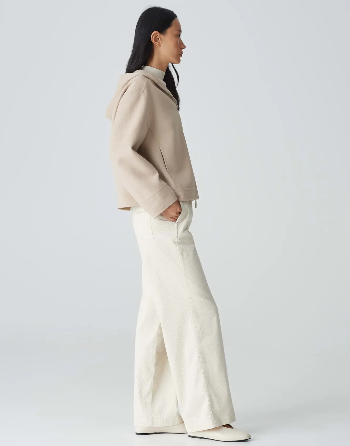 kurzjacke_jetty_beige_online_bestellen_3.webp OPUS Kurzjacke Jetty Beige Online Bestellen^Damen Jacken / Mäntel | Blazer / Westen