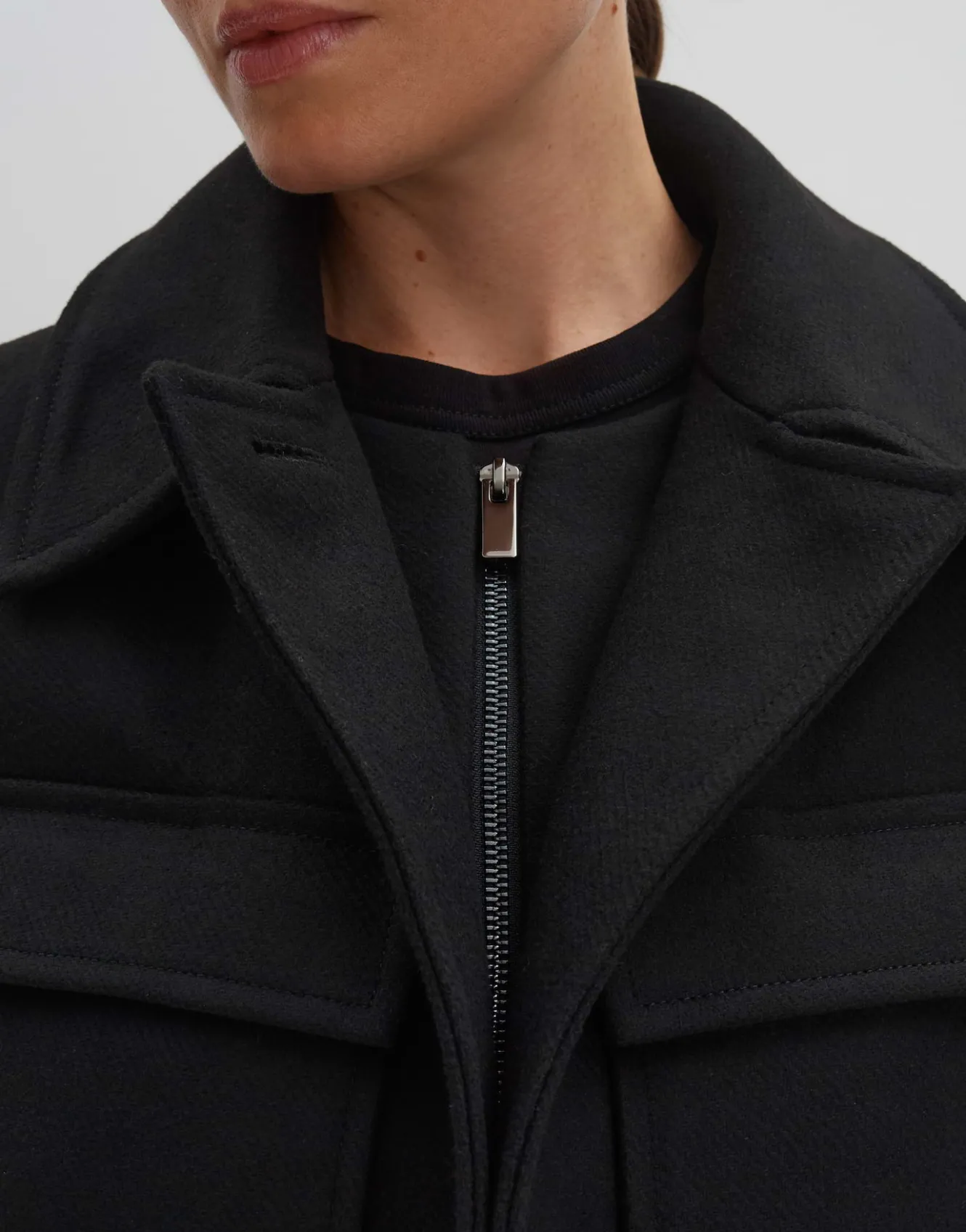kurzjacke_najali_schwarz_online_bestellen_4.webp OPUS Kurzjacke Najali Schwarz Online Bestellen^Damen Jacken / Mäntel