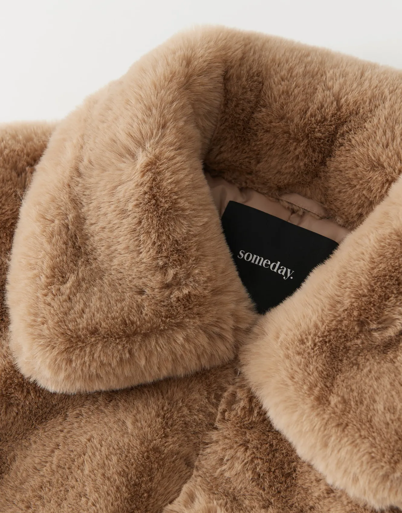 kurzjacke_variah_beige_online_bestellen_9.webp OPUS Kurzjacke Variah Beige Online Bestellen^Damen Jacken / Mäntel