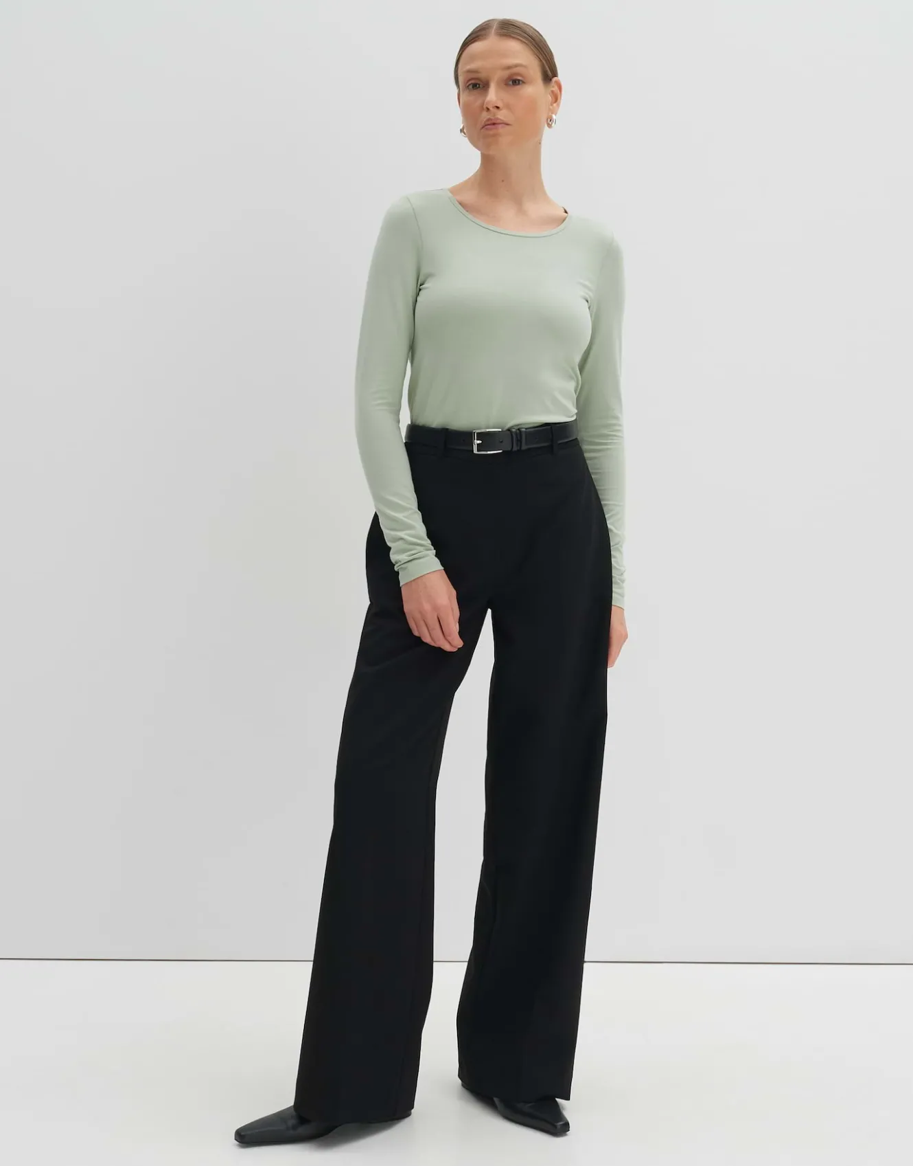 langarmshirt_kalia_grn_online_bestellen_0.webp OPUS Langarmshirt Kalia Grün Online Bestellen^Damen Basics | Shirts