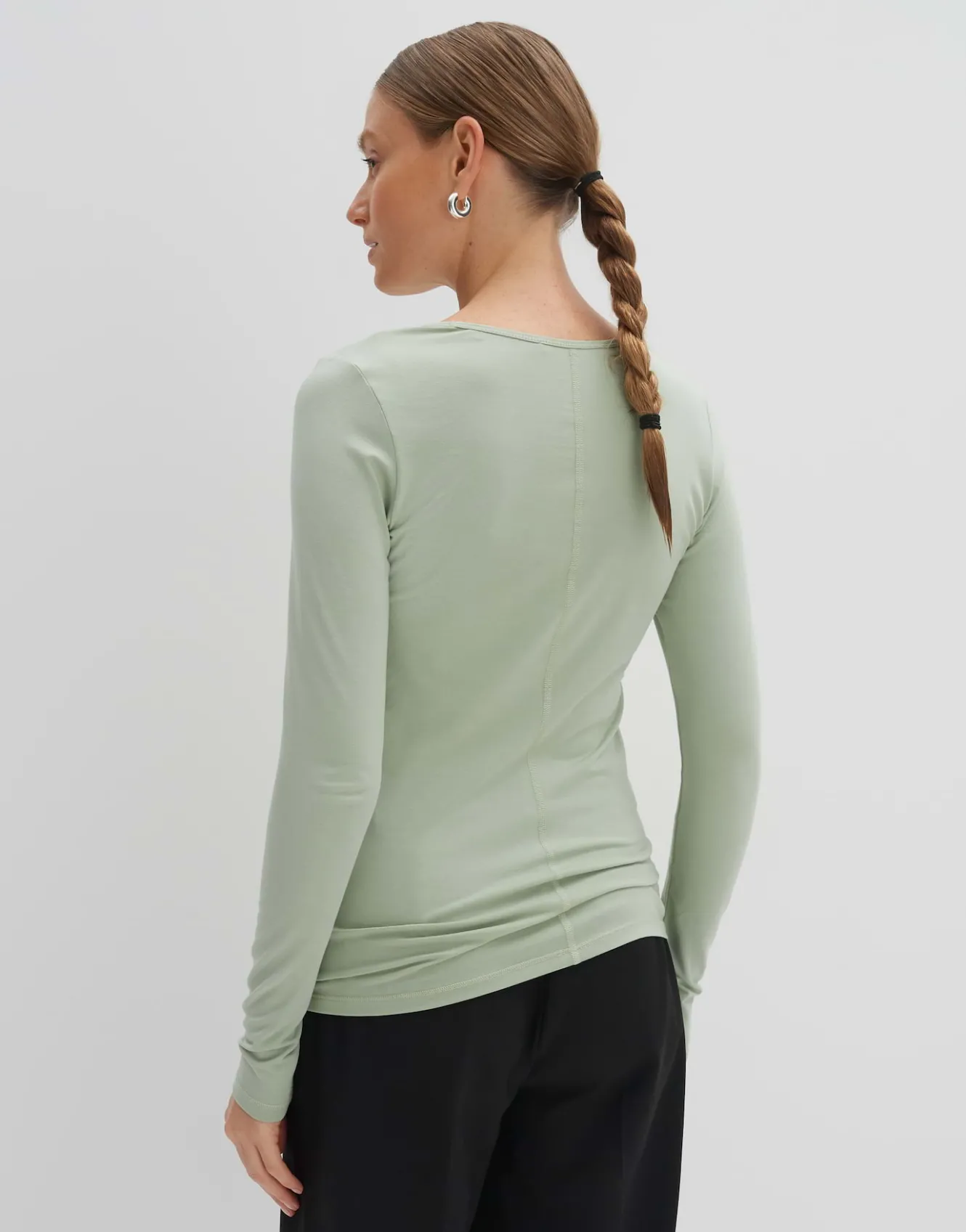 langarmshirt_kalia_grn_online_bestellen_2.webp OPUS Langarmshirt Kalia Grün Online Bestellen^Damen Basics | Shirts