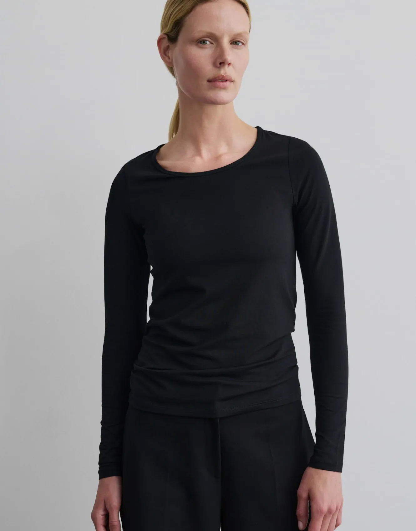 langarmshirt_kalia_schwarz_online_bestellen_1.webp OPUS Langarmshirt Kalia Schwarz Online Bestellen^Damen Basics | Shirts