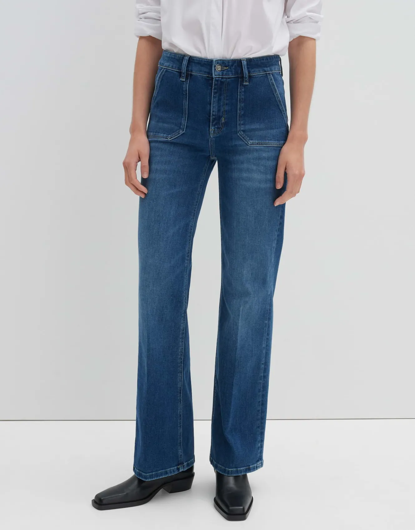 long_flared_jeans_carie_utility_blau_online_bestellen_1.webp OPUS Long Flared Jeans Carie Utility Blau Online Bestellen^Damen Jeans