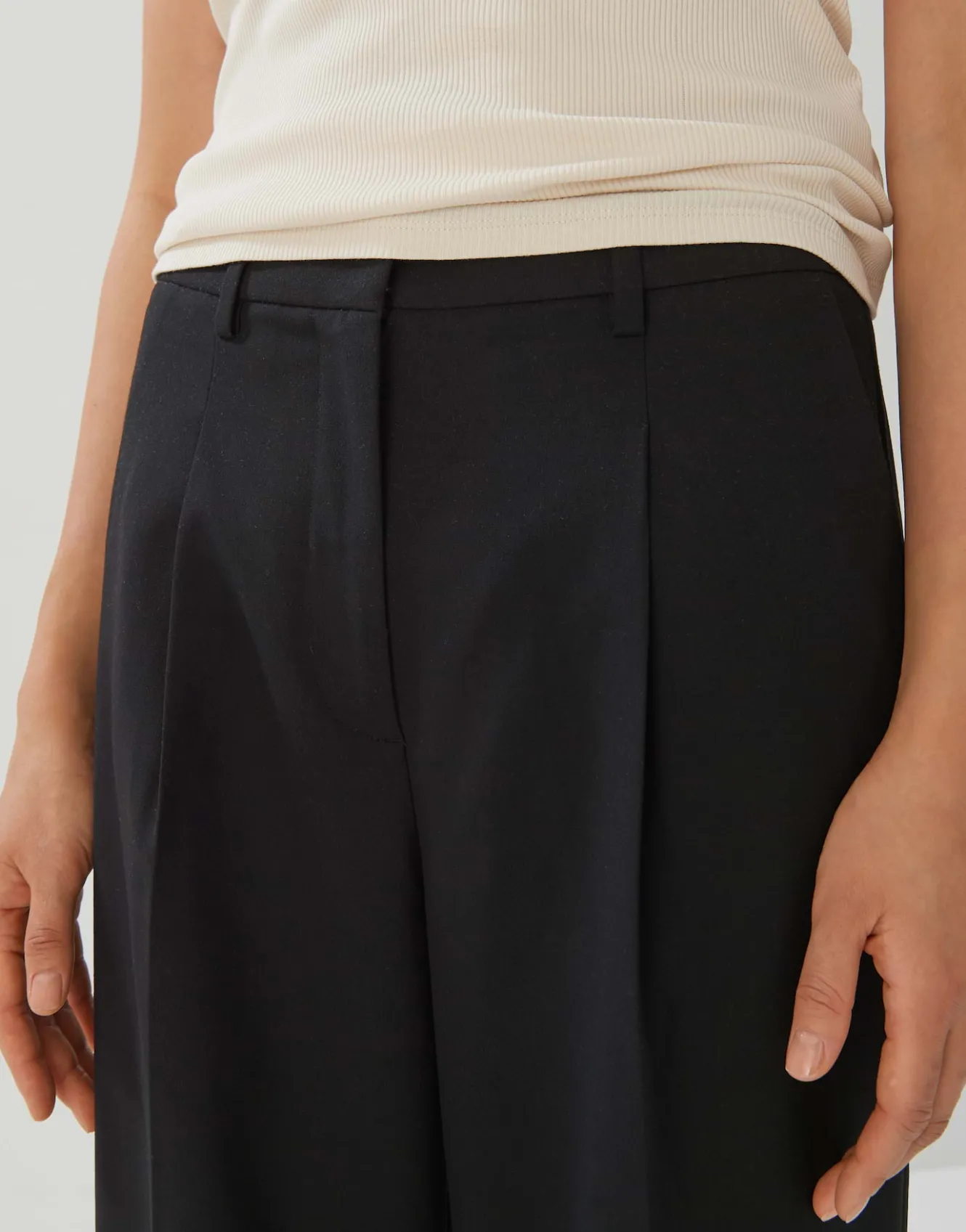 marlene_hose_celong_schwarz_online_bestellen_5.webp OPUS Marlene Hose Celong Schwarz Online Bestellen^Damen Hosen