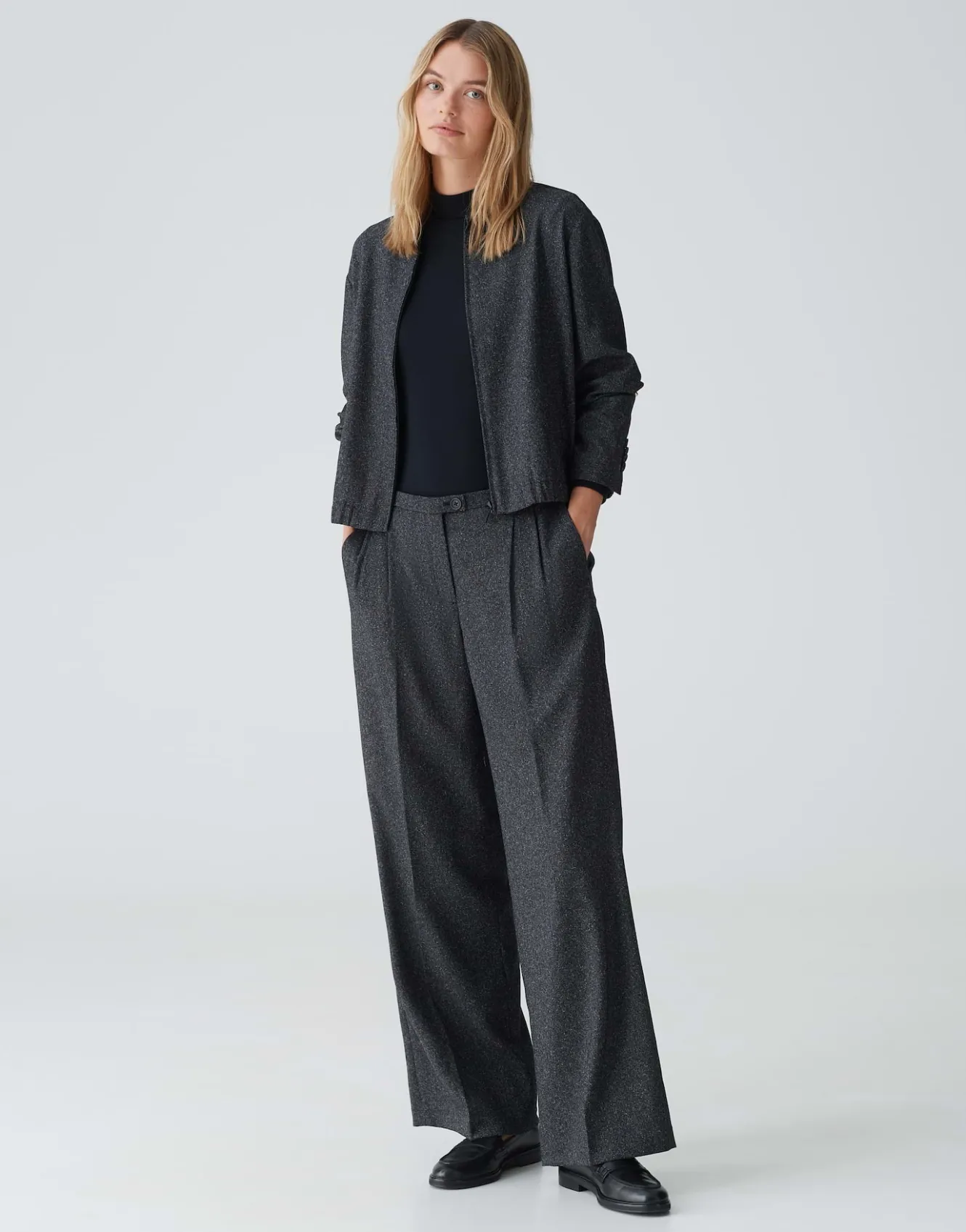 marlene_hose_mukina_schwarz_online_bestellen_0.webp OPUS Marlene Hose Mukina Schwarz Online Bestellen^Damen Hosen