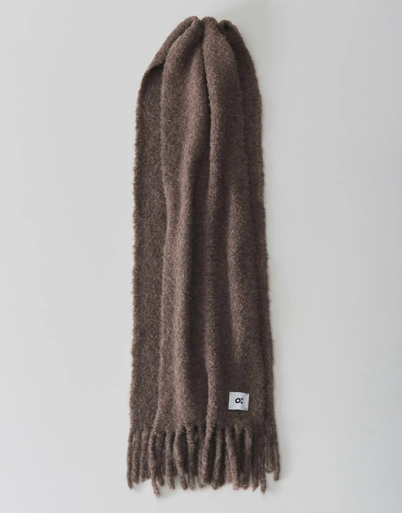 oversize_schal_amoni_scarf_braun_online_bestellen_8.webp OPUS Oversize Schal Amoni Scarf Braun Online Bestellen^Damen Accessoires