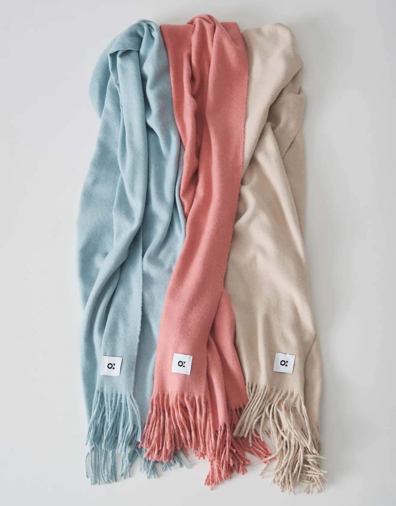 oversize_schal_anell_scarf_beige_online_bestellen_5.webp OPUS Oversize Schal Anell Scarf Beige Online Bestellen^Damen Accessoires