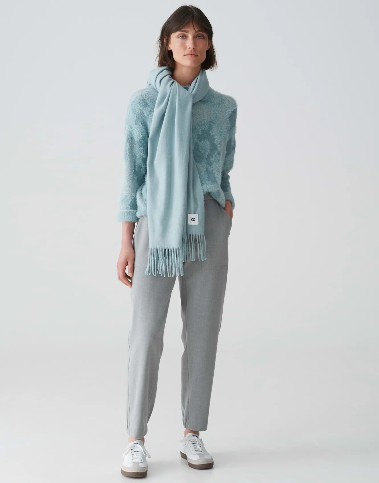 oversize_schal_anell_scarf_blau_online_bestellen_2.webp OPUS Oversize Schal Anell Scarf Blau Online Bestellen^Damen Accessoires